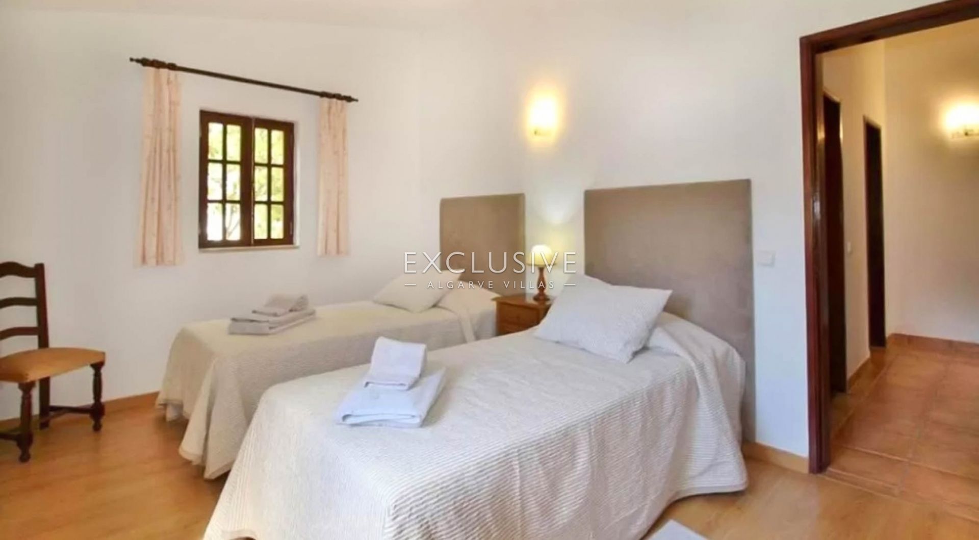 Land in Praia da Luz, Faro District 11698055