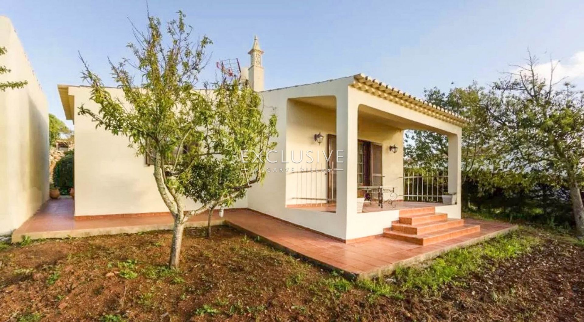 Land in Praia da Luz, Faro District 11698055