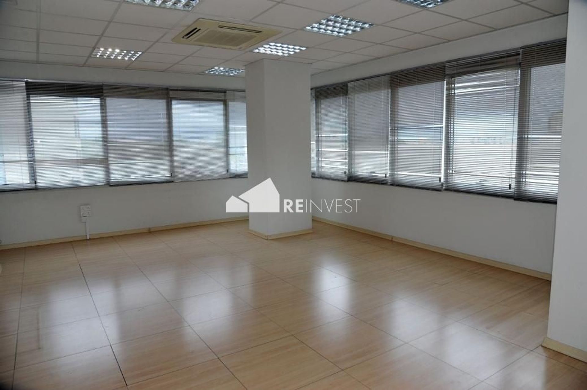 Office in Nicosia, Lefkosia 11698935