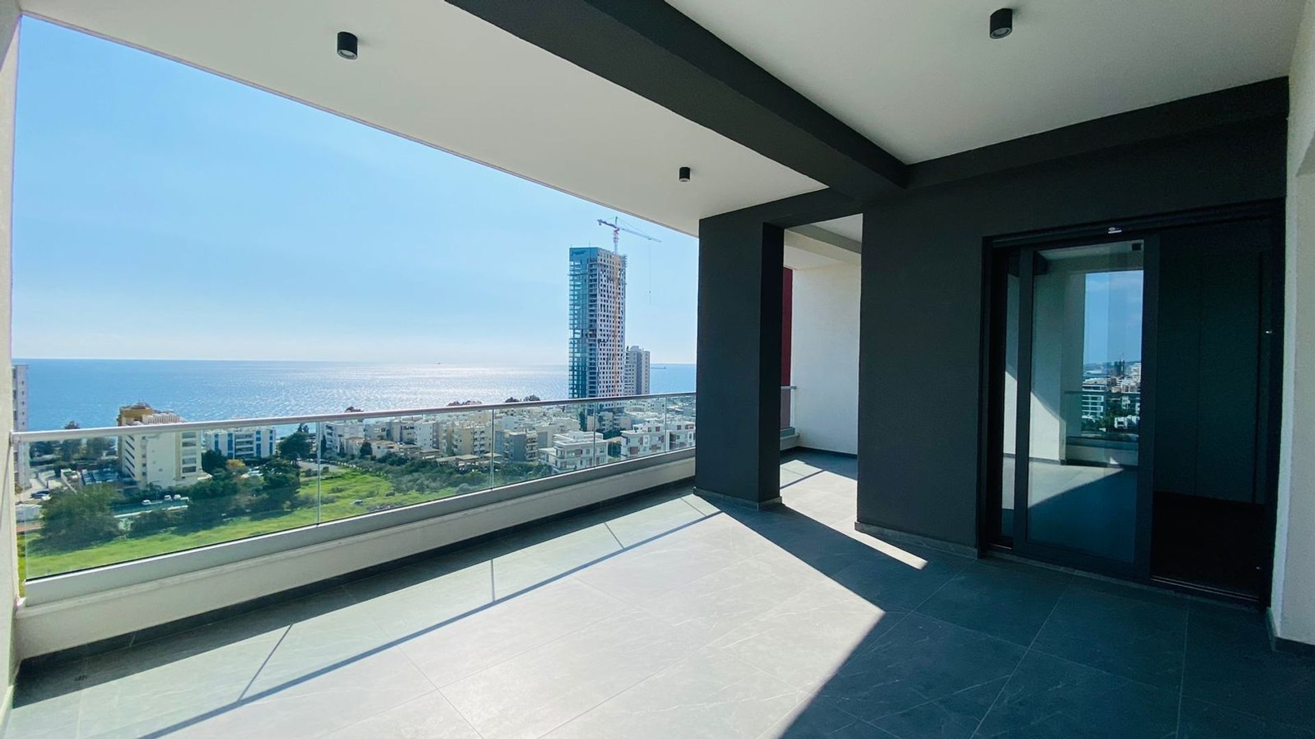 Condominium dans Mouttagiaka, Limassol 11699199