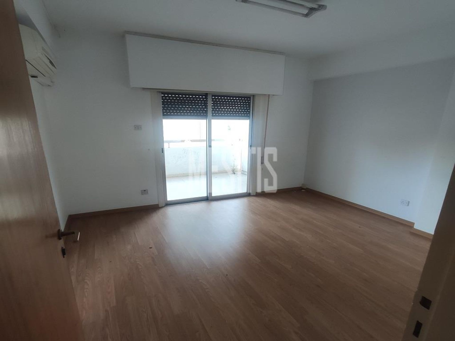 Condominio en Nicosia, Lefkosia 11699240