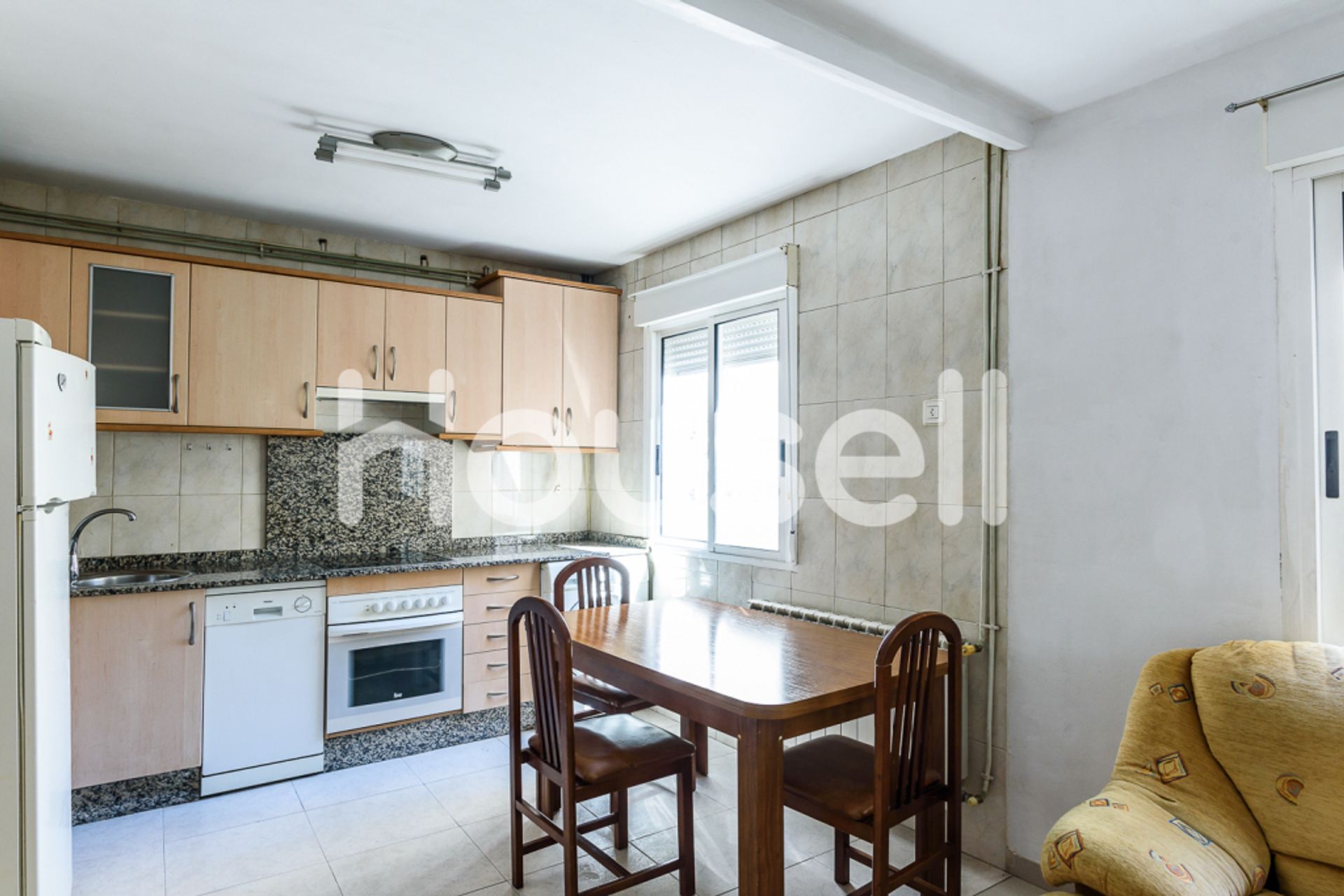 Condominium in Ponferrada, Castille-Leon 11699300