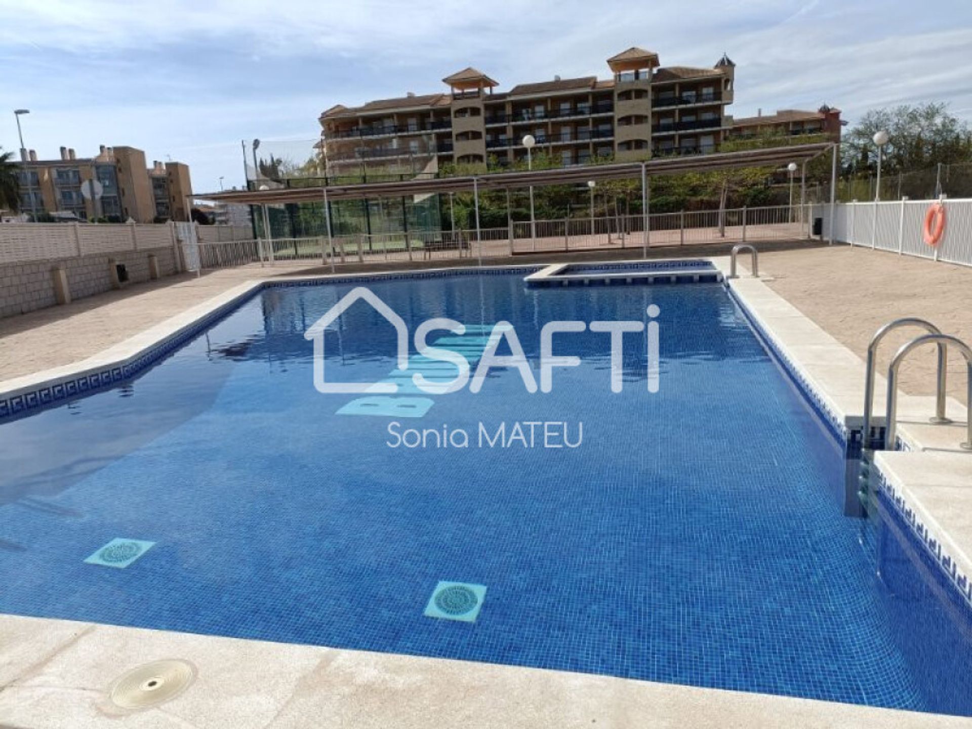 Condominium in Canet d'en Berenguer, Comunidad Valenciana 11700719