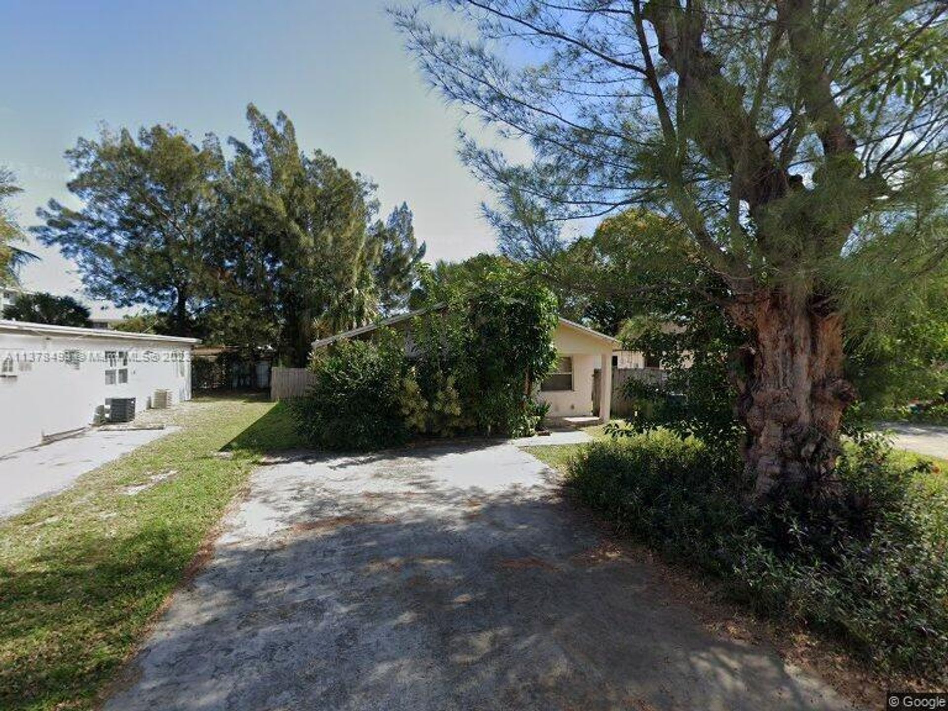 Huis in Hallandale-strand, Florida 11700765