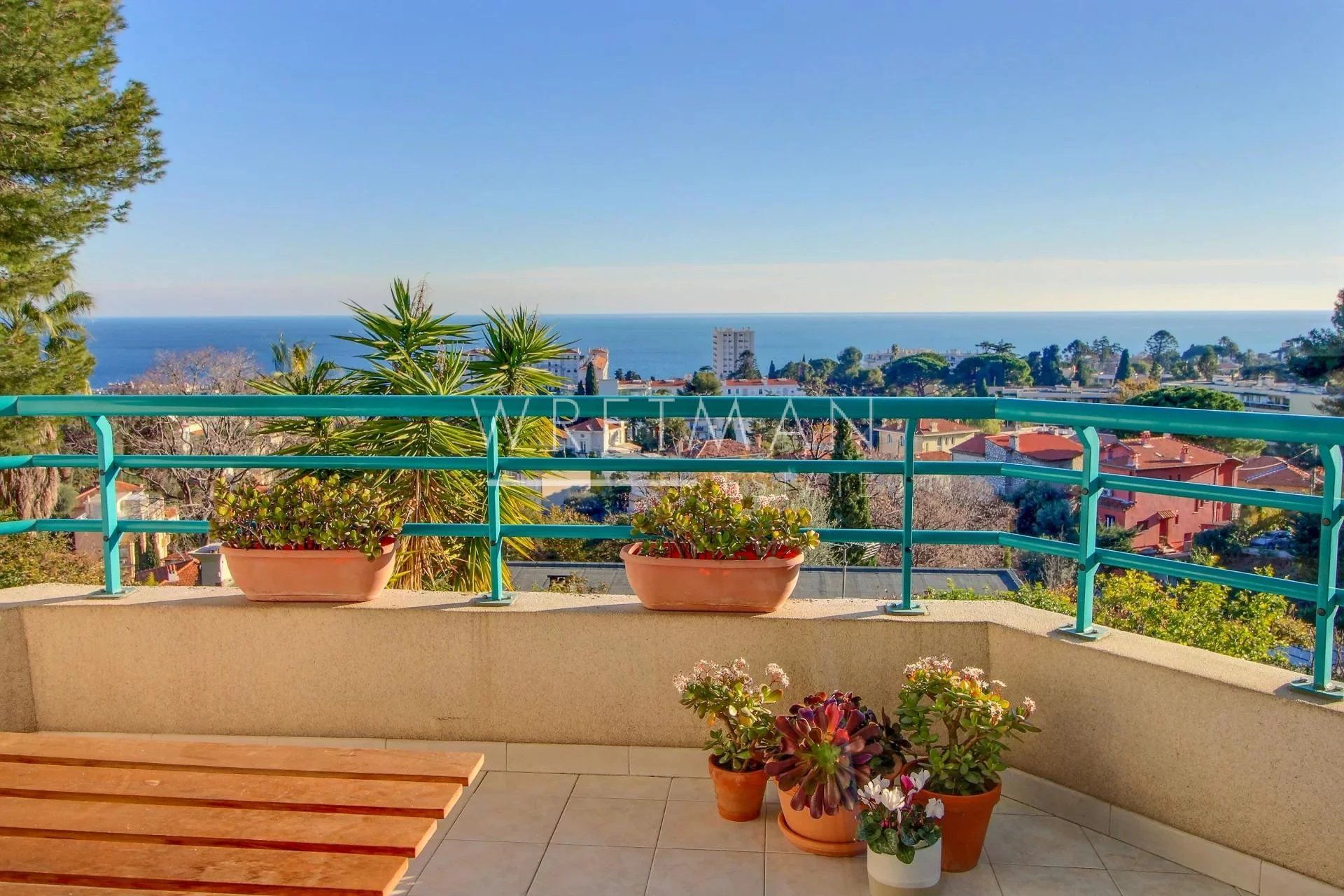 Residential in Nice, Alpes-Maritimes 11700800