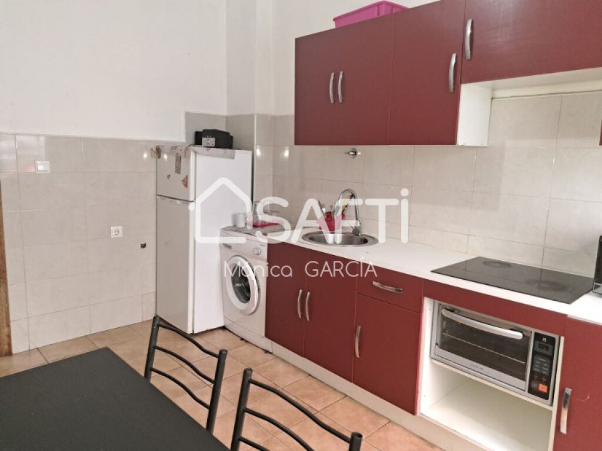 Condominium in Ponferrada, Castille-Leon 11701357