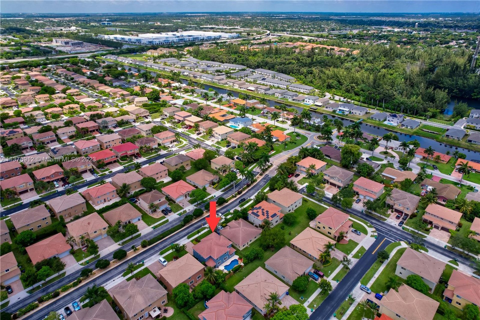 жилой дом в Miami, Florida 11701436