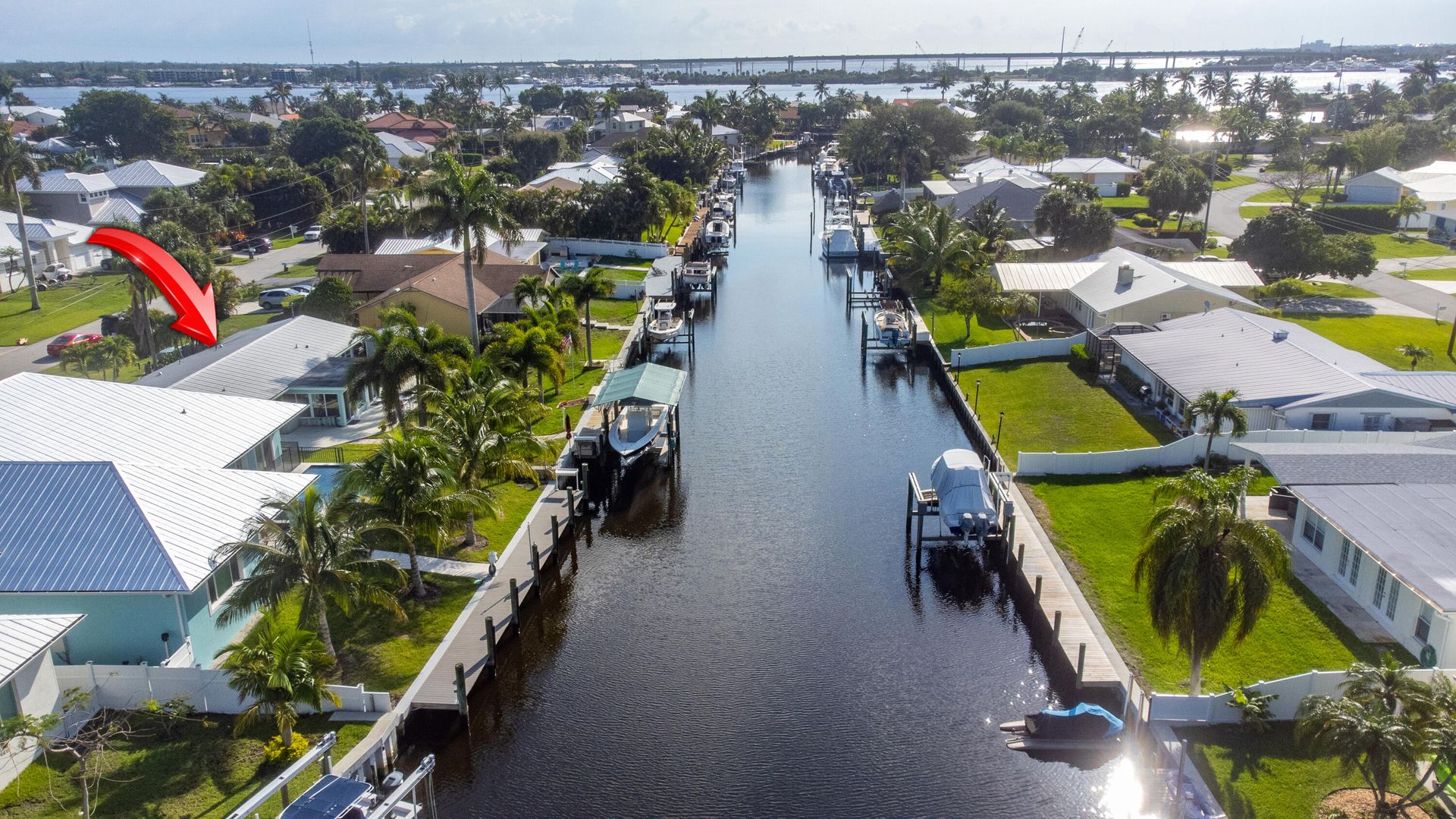 жилой дом в Palm City, Florida 11701459