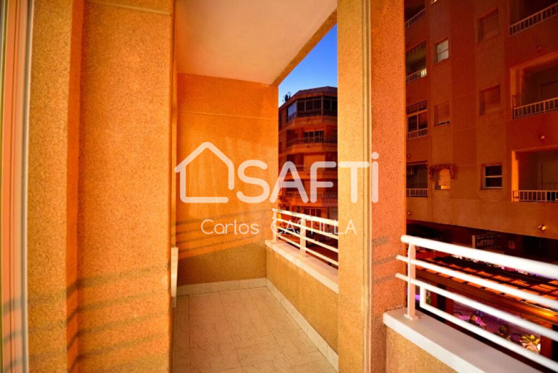 Condominium dans Torrevieja, Comunidad Valenciana 11702025