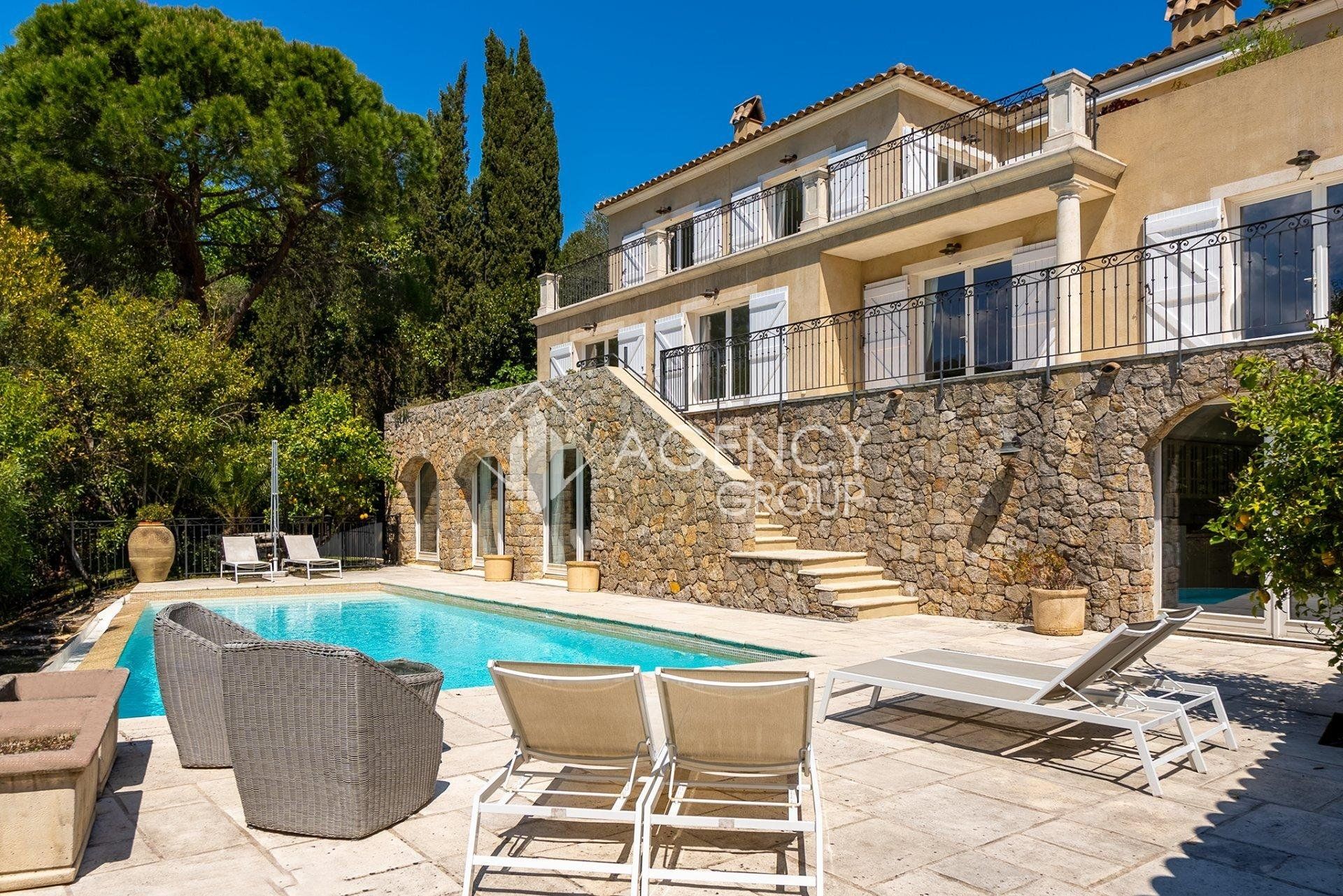 casa en Mougins, Provenza-Alpes-Costa Azul 11702287