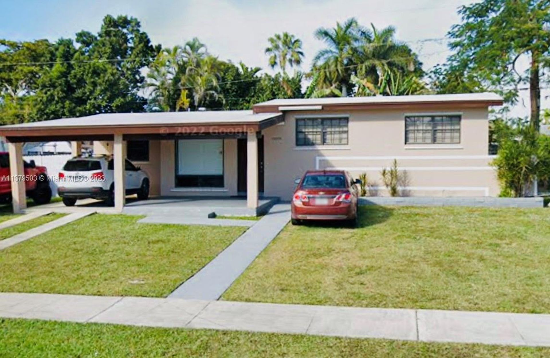 Huis in Zuid-Miami Heights, Florida 11702510