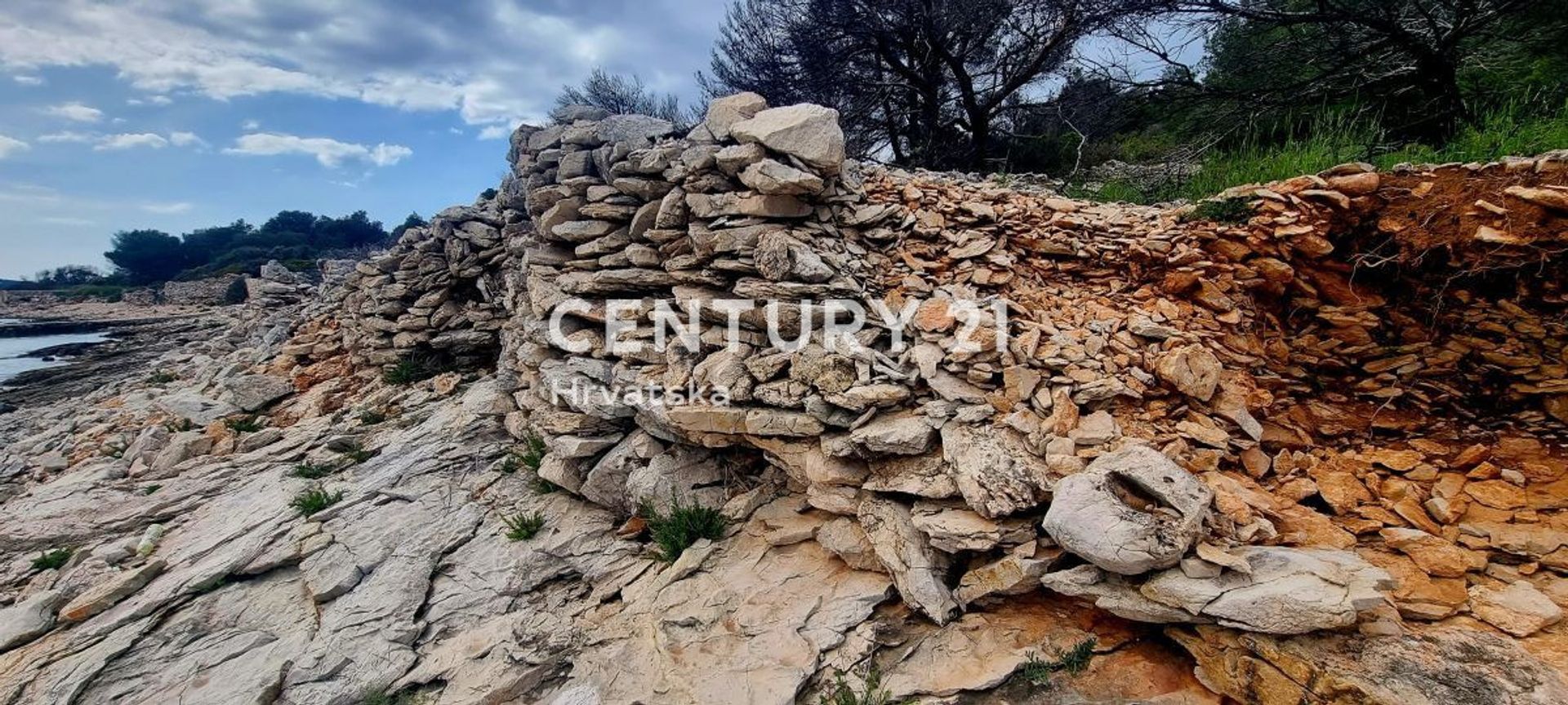 Sbarcare nel Tkon, Zadarska županija 11703203