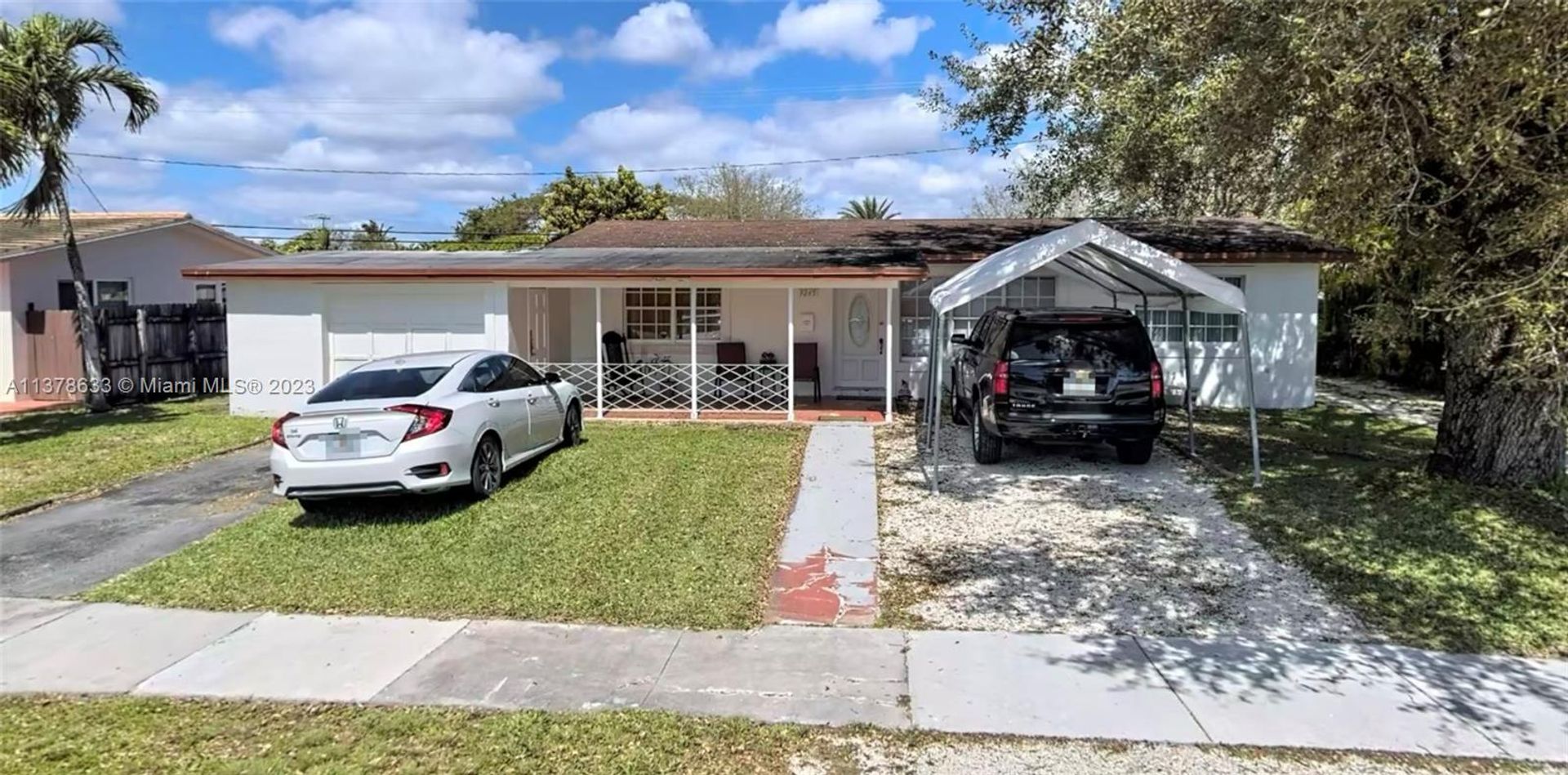 Hus i Olympia Heights, Florida 11704467