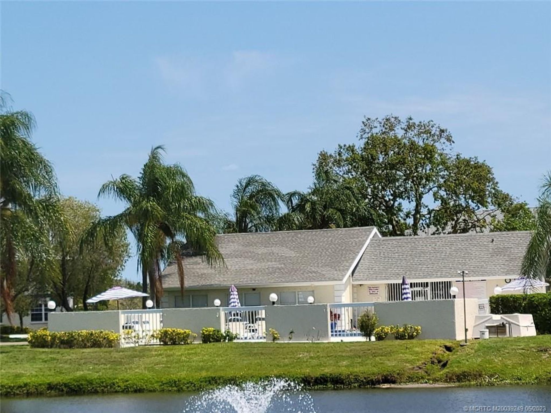 Residencial en Port St. Lucie, Florida 11705869