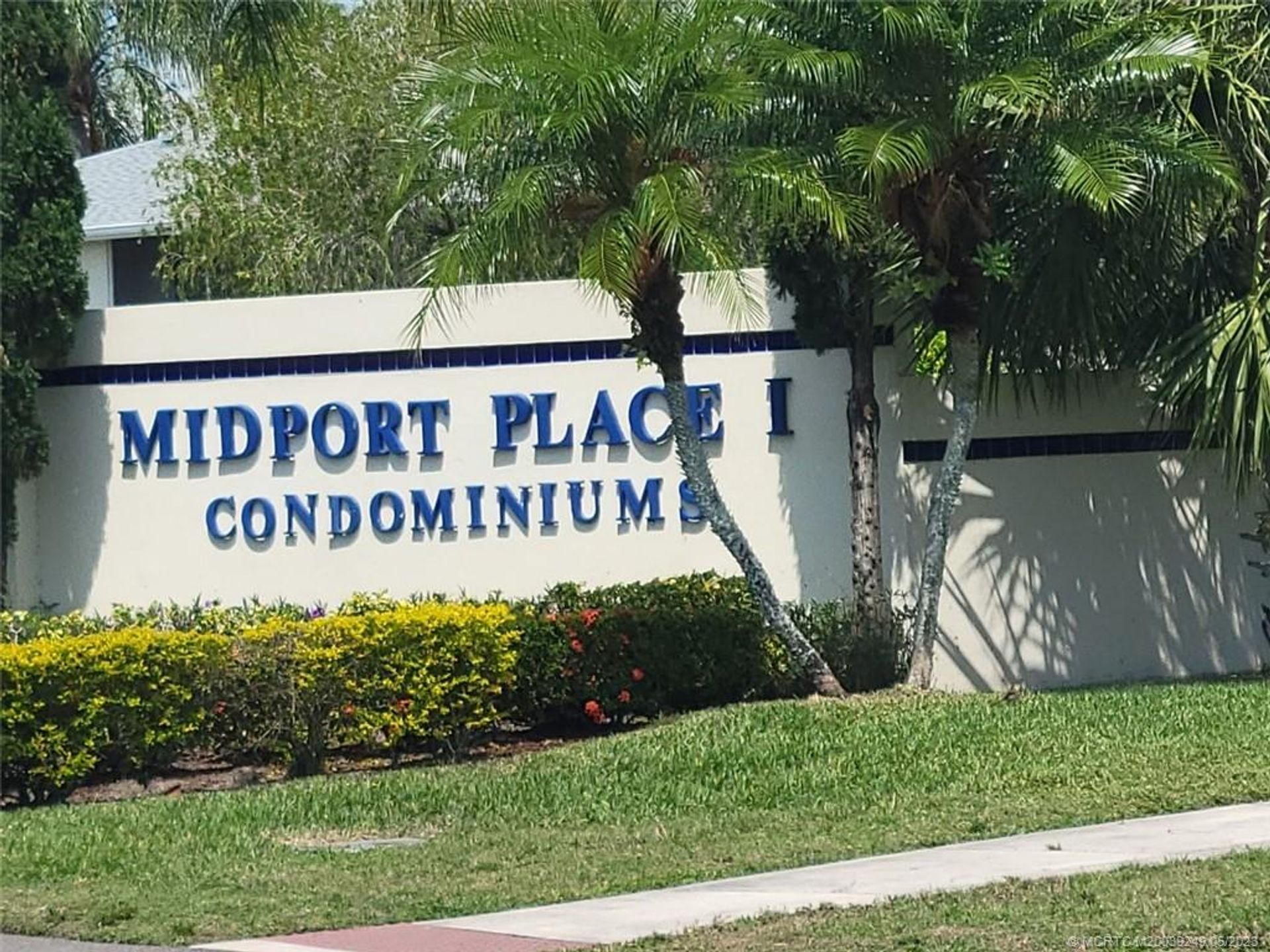 Kediaman dalam Port St. Lucie, Florida 11705869