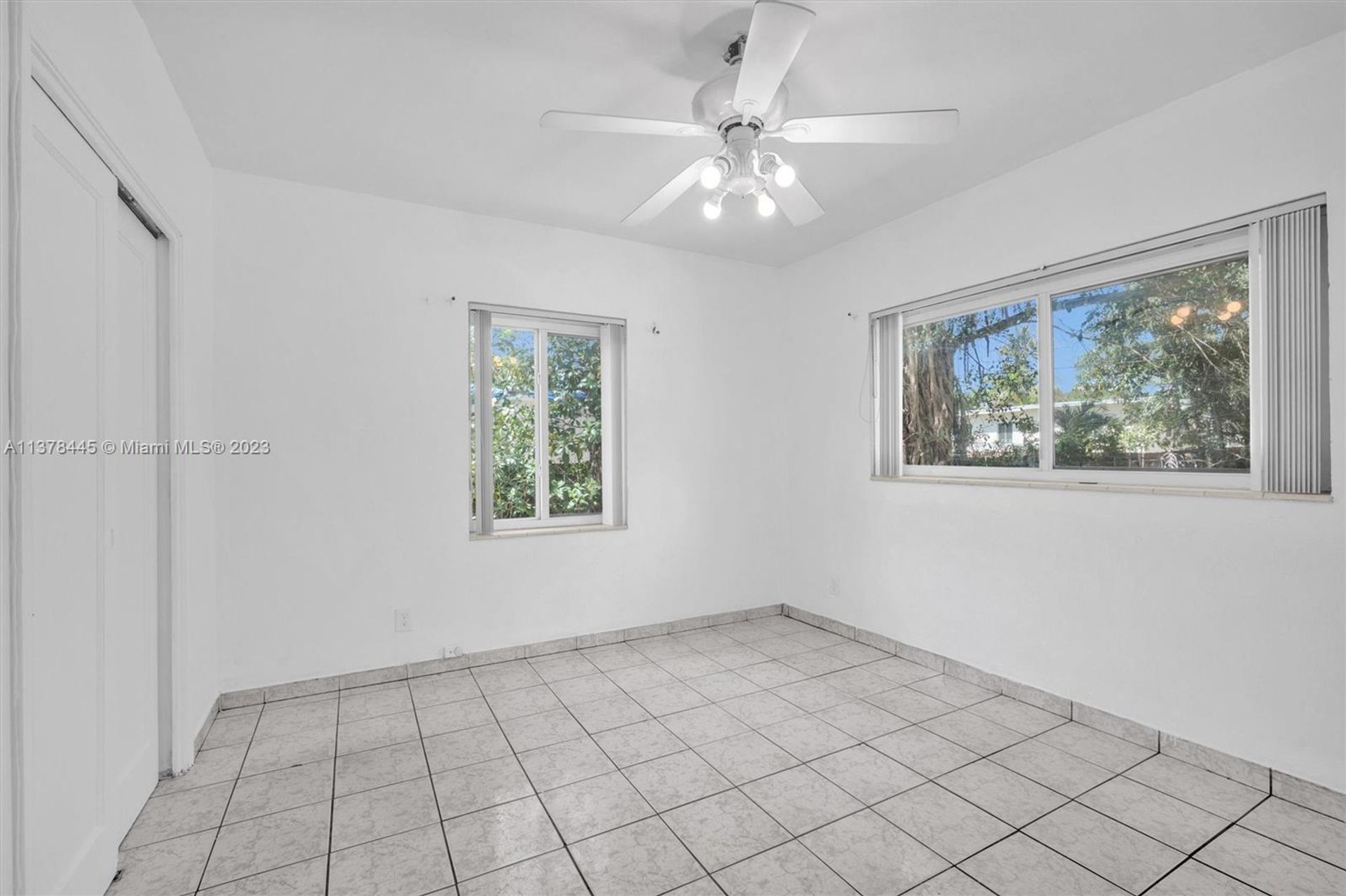 House in Miami, Florida 11705872