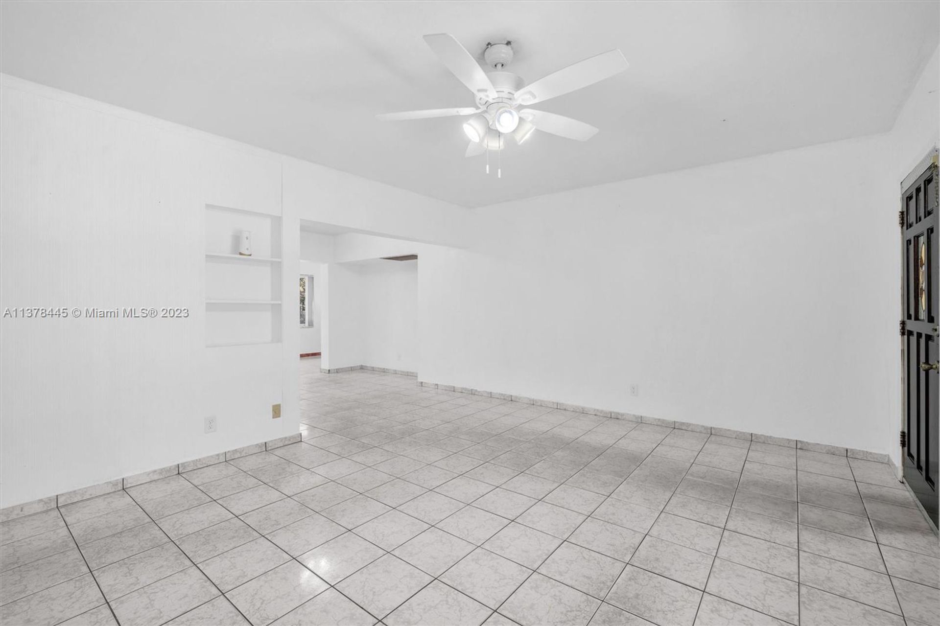 House in Miami, Florida 11705872