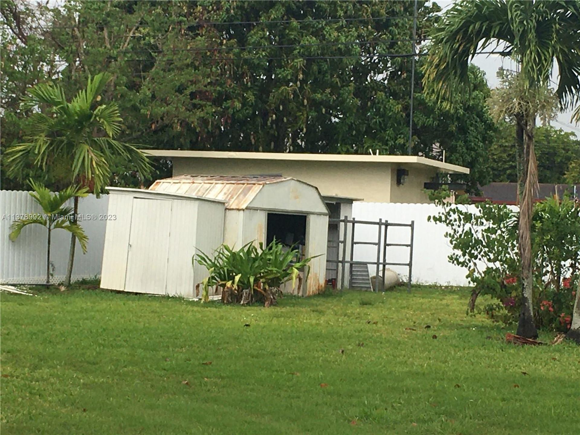 House in Cutler Bay, Florida 11705873