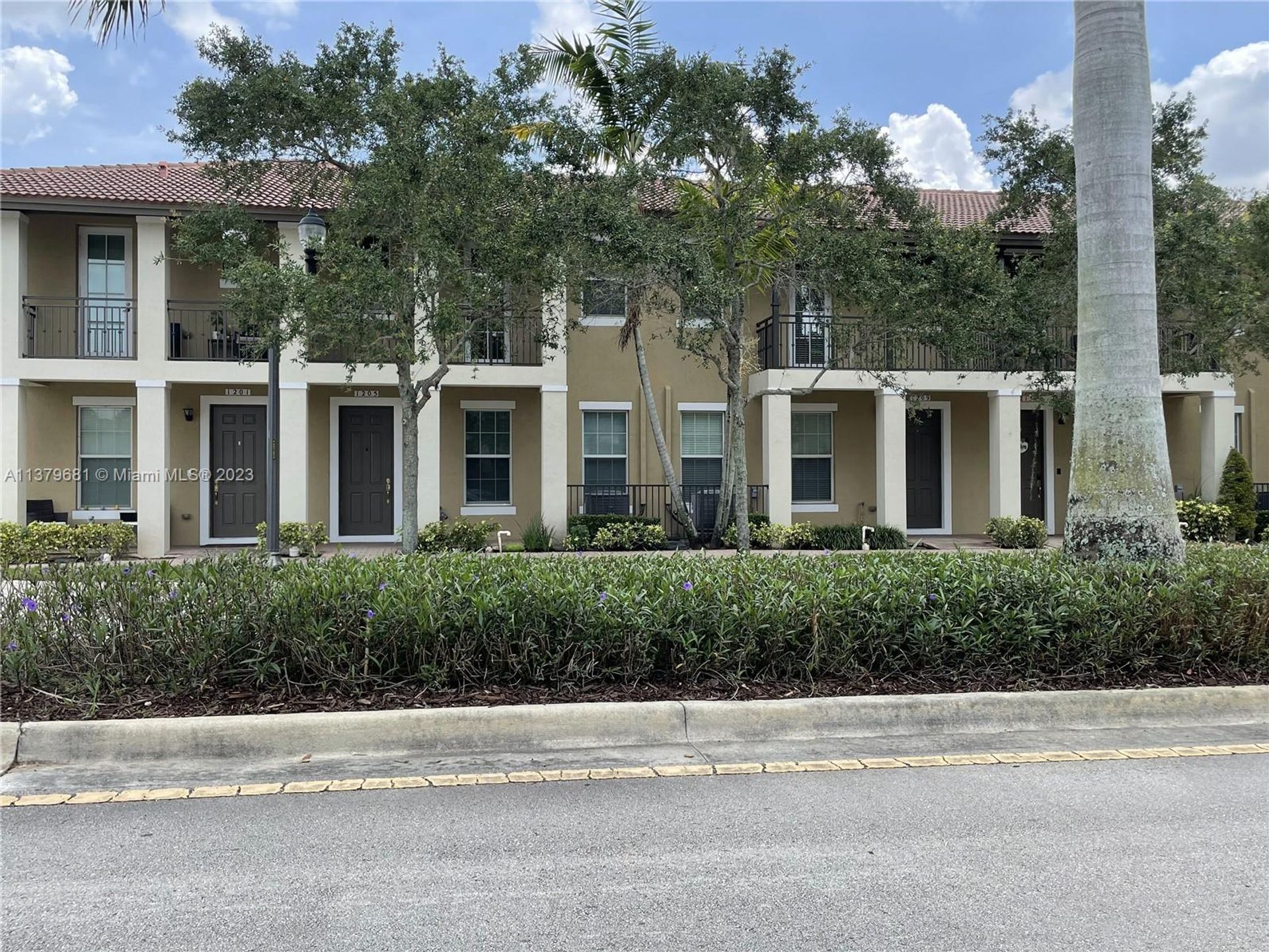 σπίτι σε Pembroke Pines, Florida 11705875