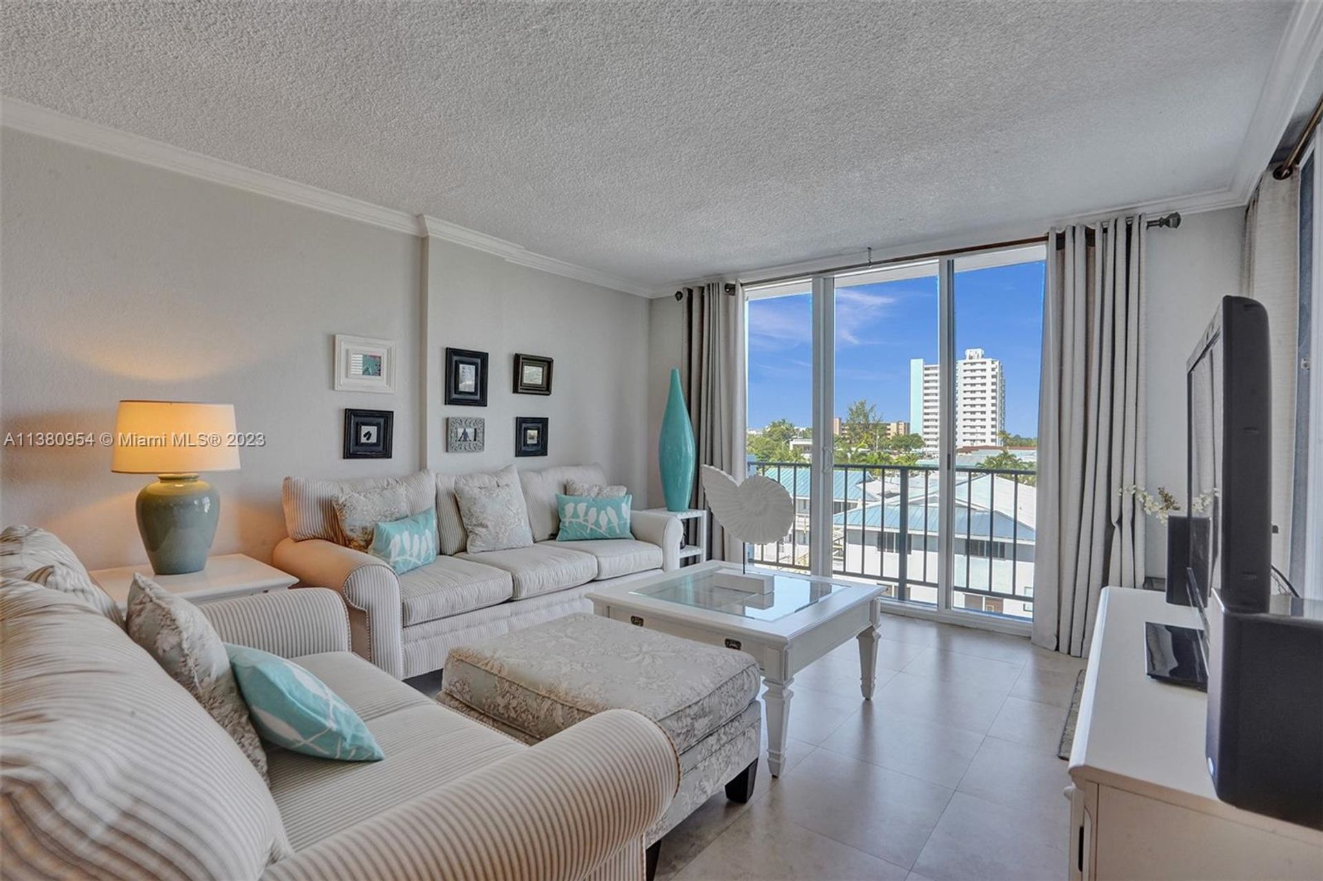 Condominium dans Îles du Country Club, Floride 11705877