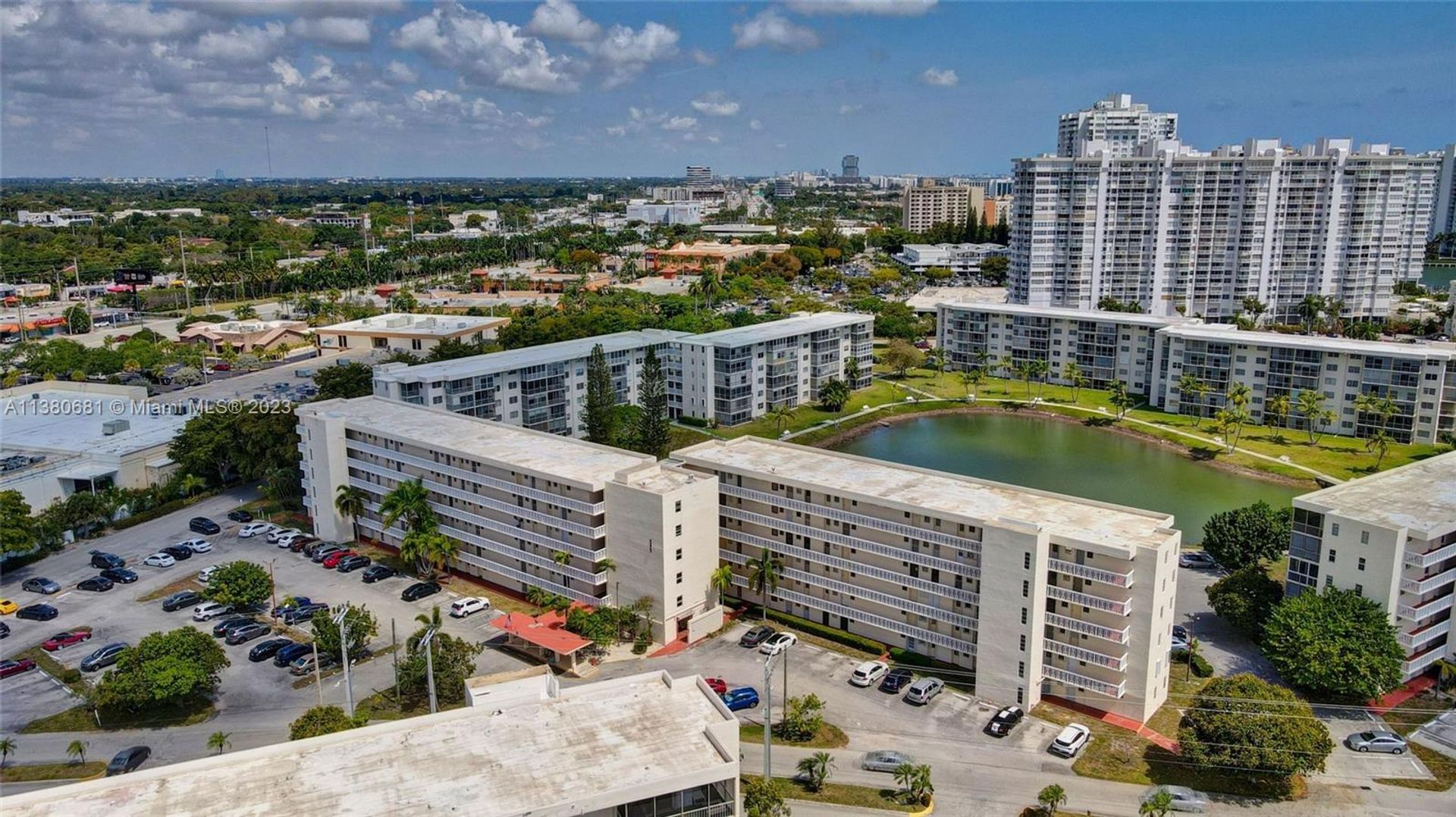 Condominio en Aventura, Florida 11705880