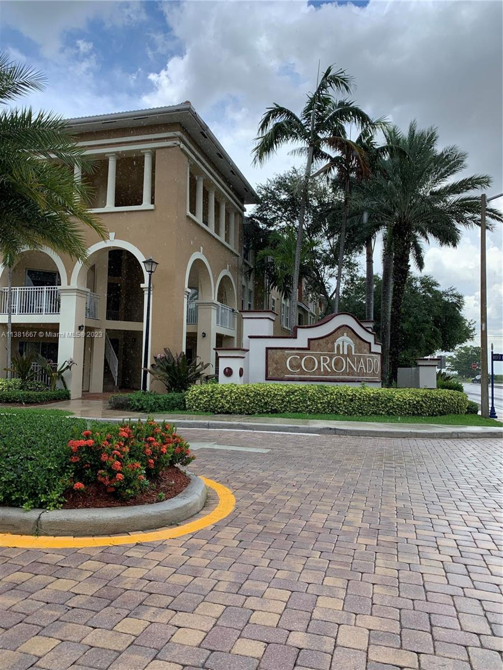 Condominium dans Doral, Florida 11705881