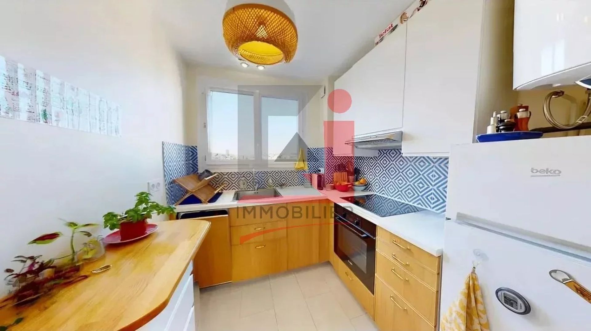 Condominium in Vanves, Ile-de-France 11705938