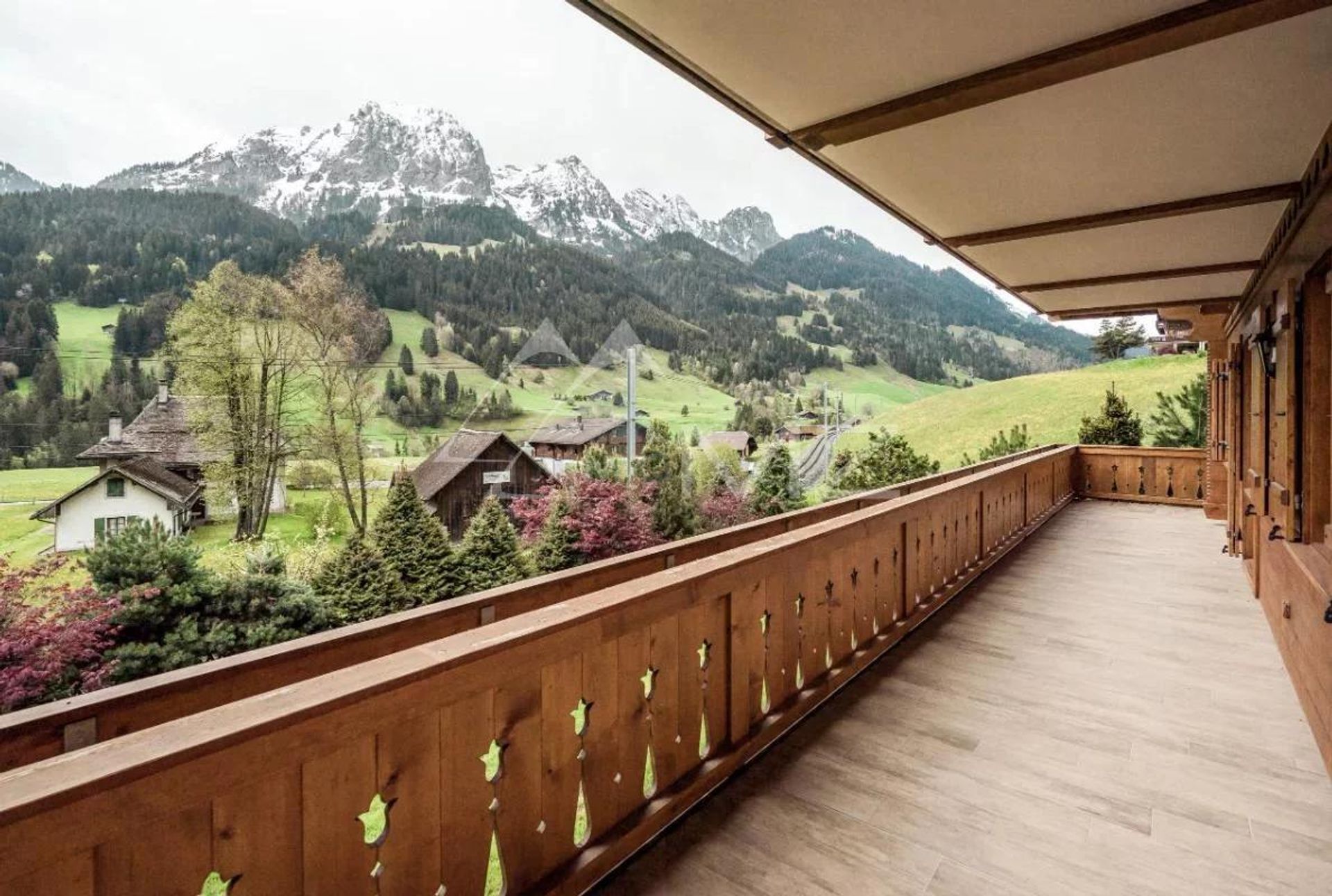 Condominium dans Gstaad, Bern 11705976