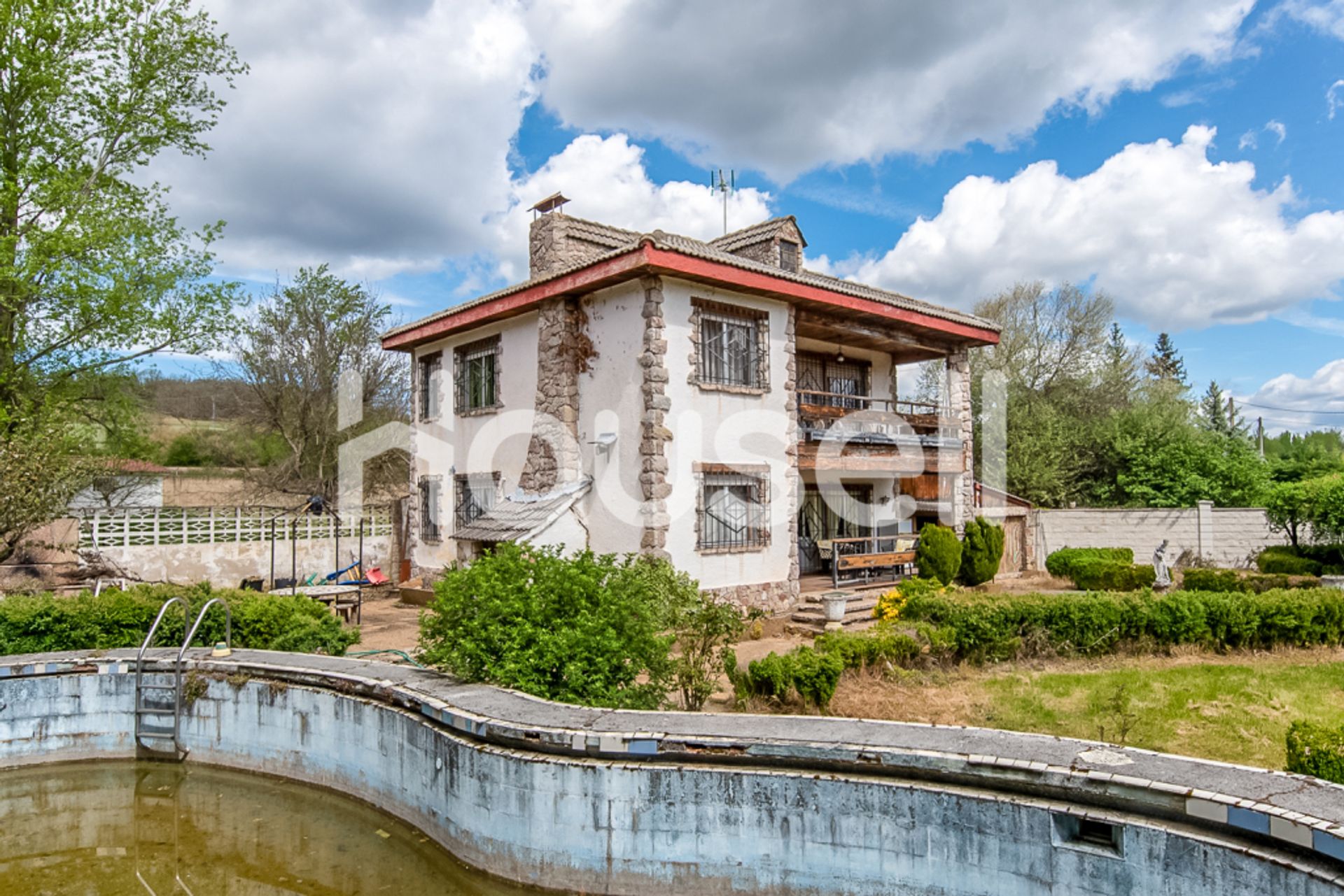 House in Garrafe de Torío, Castilla y León 11707472