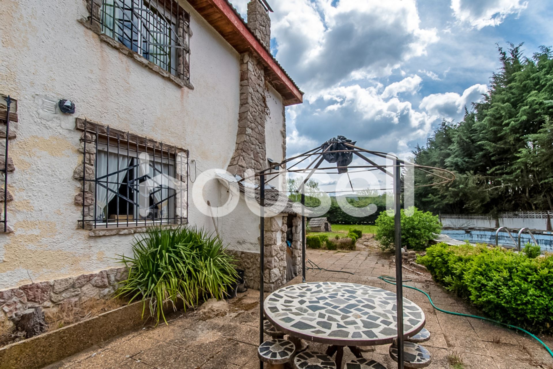 Casa nel Garrafe de Torío, Castilla y León 11707472