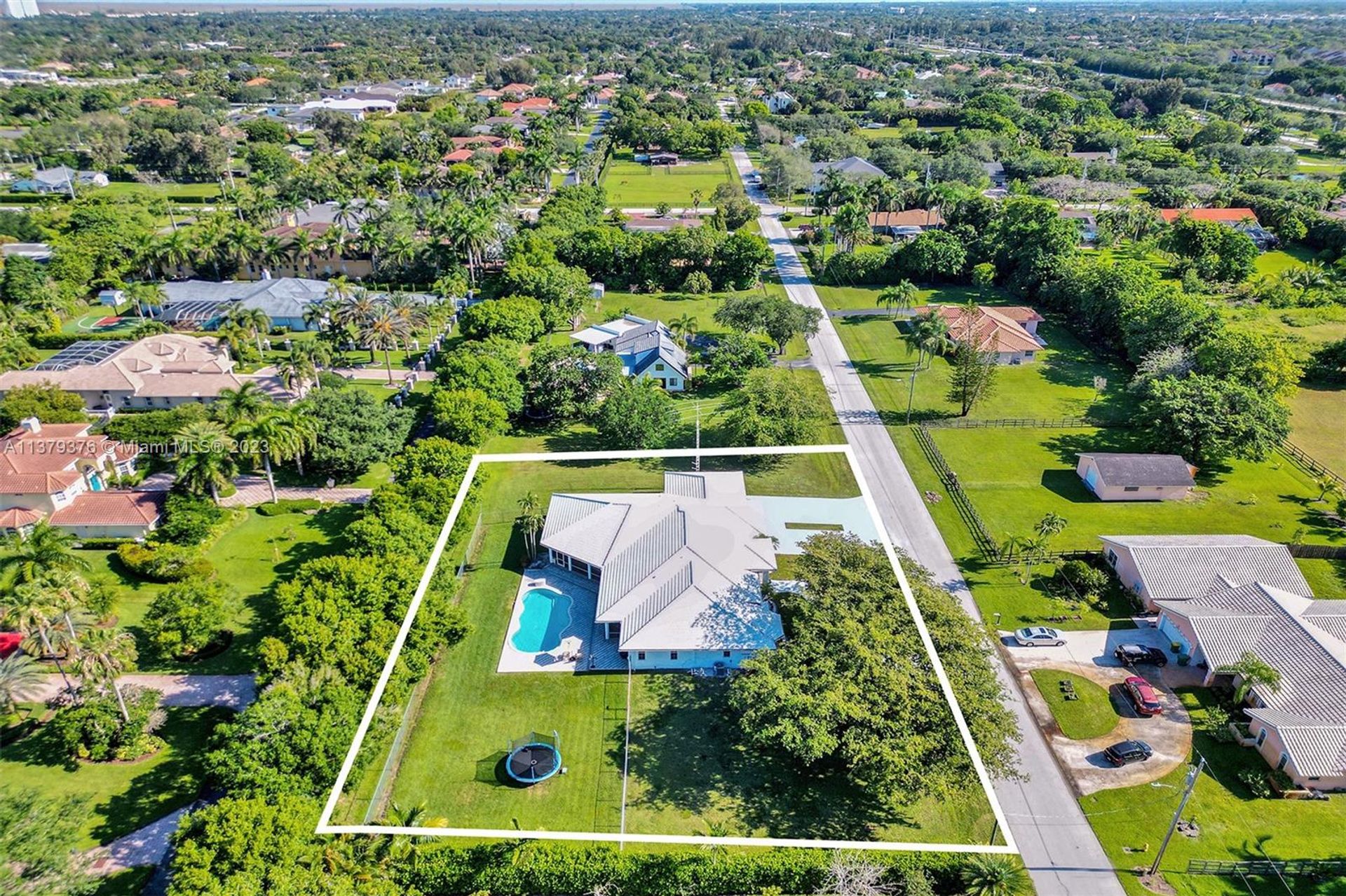 жилой дом в Plantation, Florida 11708456