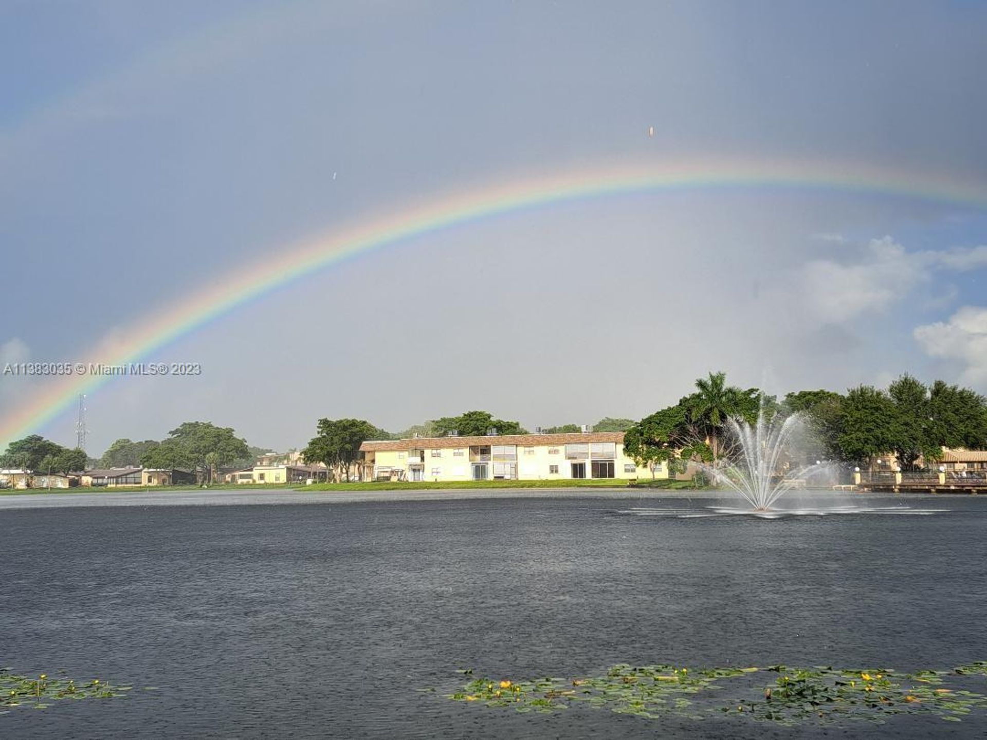 rumah dalam Hollywood, Florida 11708464