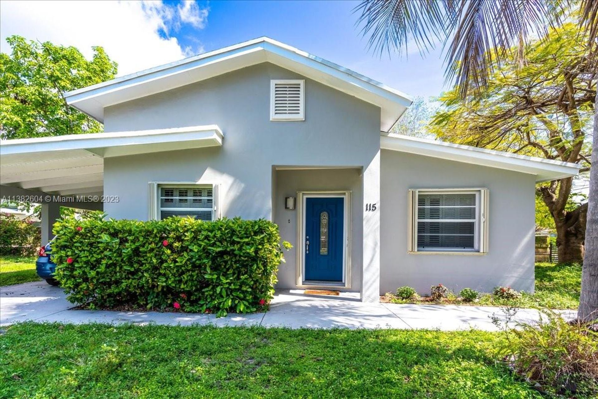 Dom w South Bay Estates, Florida 11708468