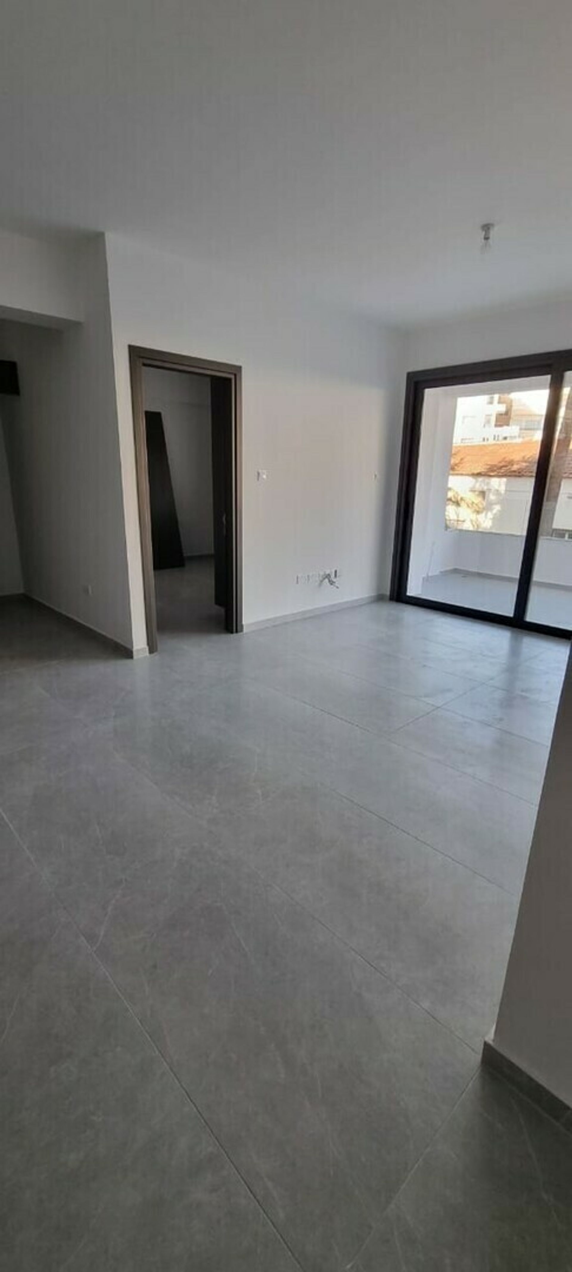 Condominium in Larnaca, 11 Ioannou Gladstonos 11708627