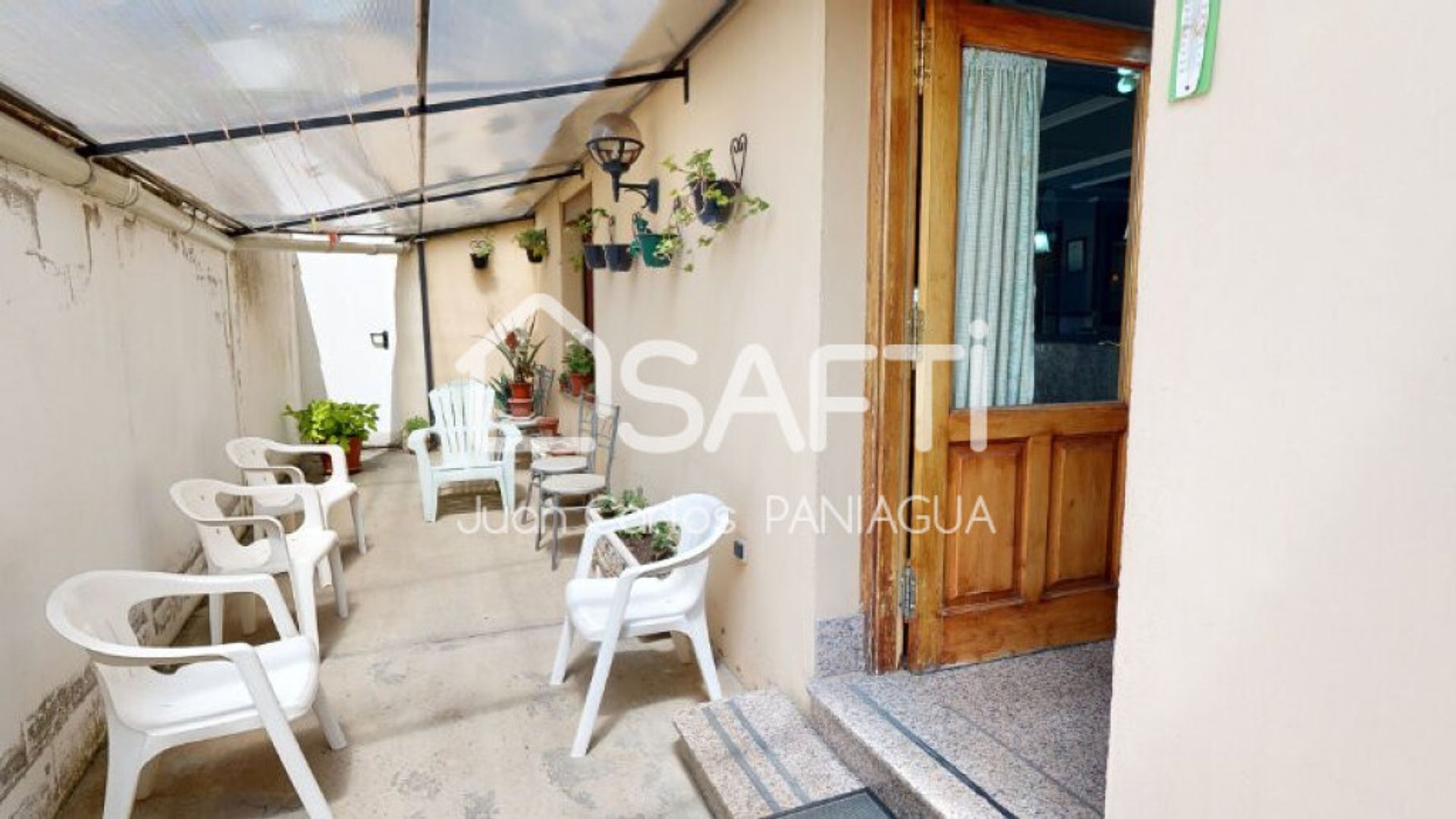 House in Valencia de Don Juan, Castille-Leon 11710187