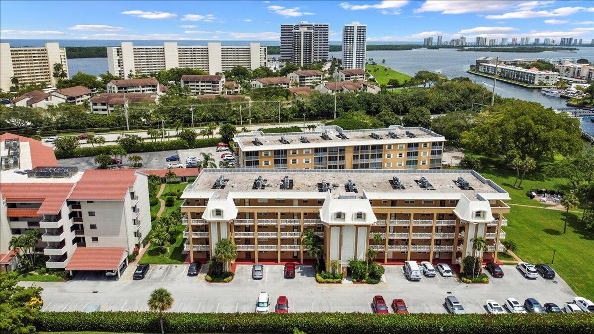 Condominium in North Palm Beach, Florida 11711728