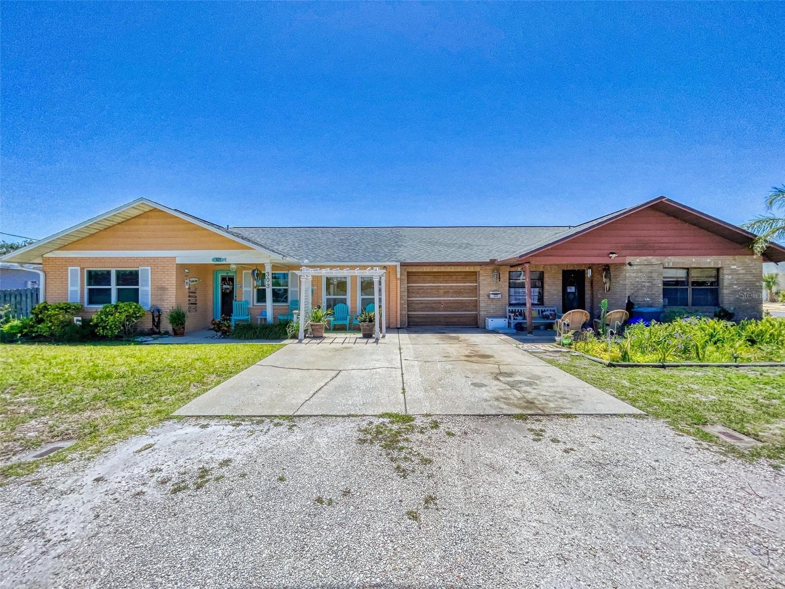 House in New Smyrna Beach, Florida 11711737