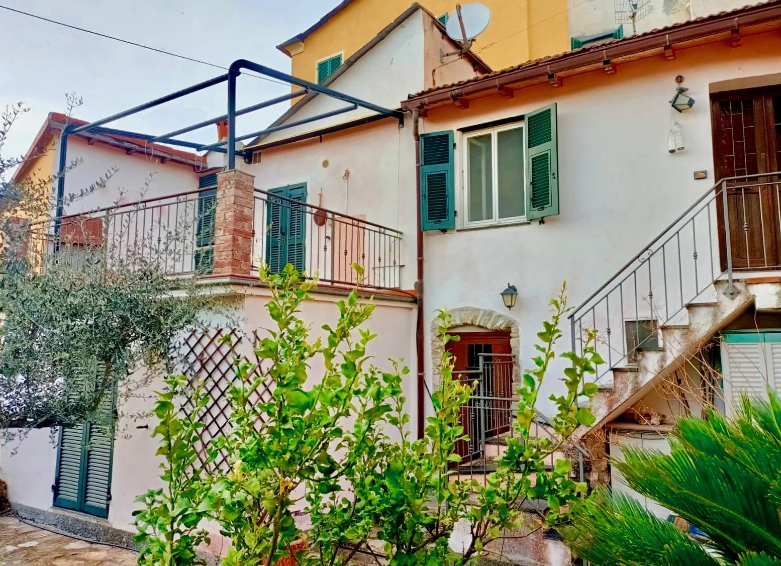 Condominium in Chiusanico, Ligurië 11711810