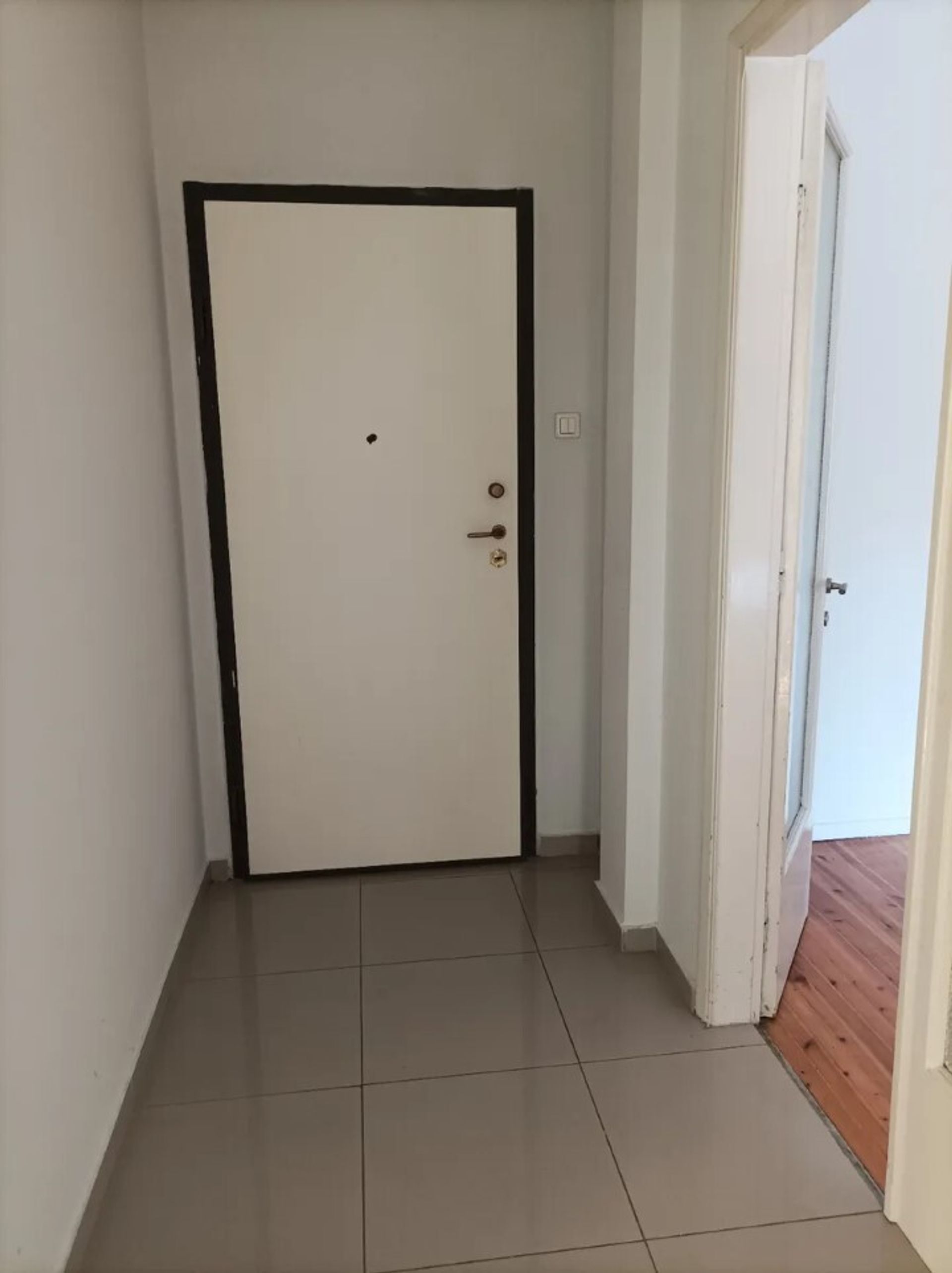 Condominio en Thessaloniki,  11712287