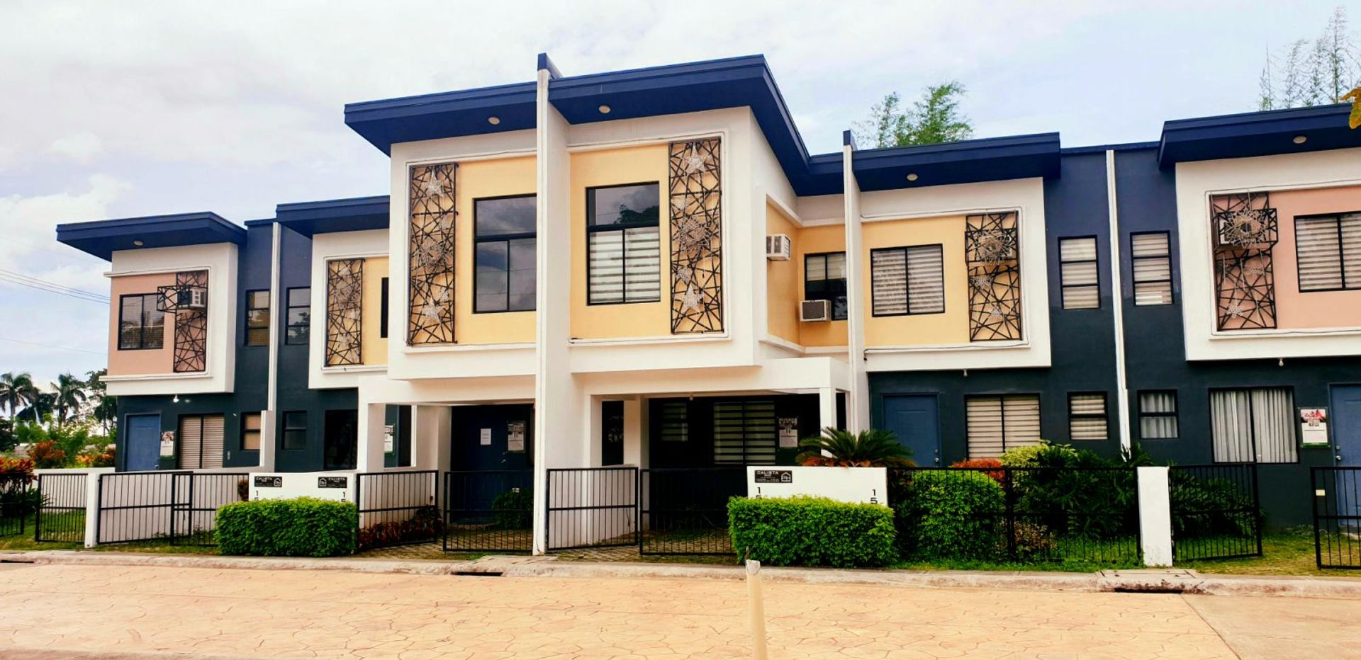 Casas Múltiplas no Bitangã, Cavite 11713268