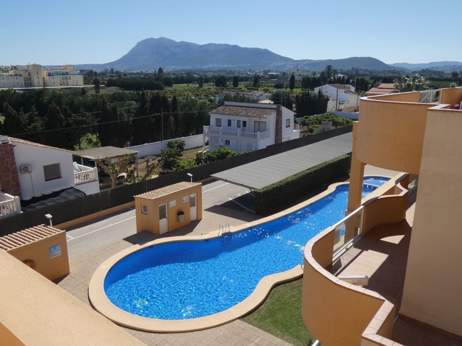 Condominium in Las Bovetes, Valencia 11714226