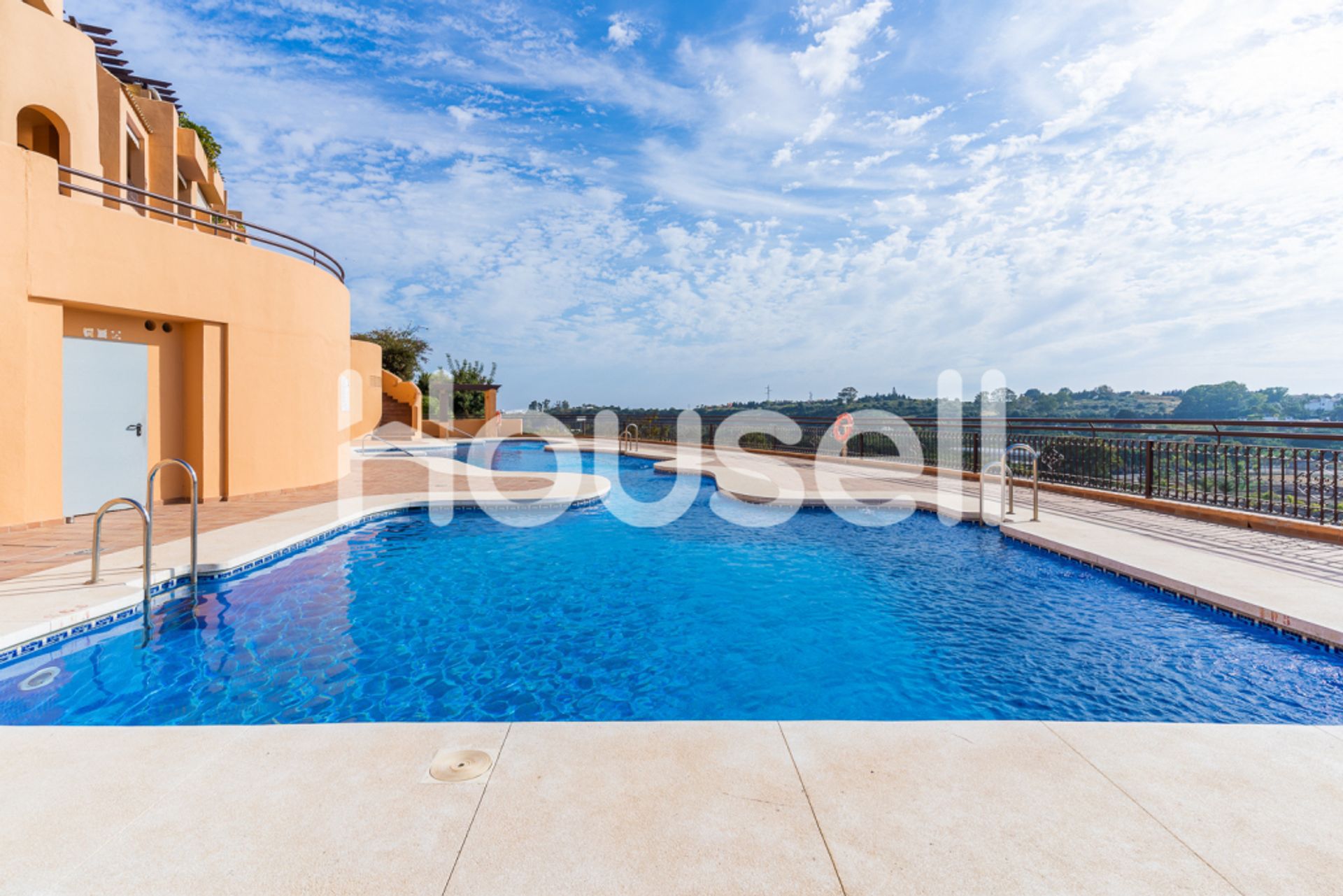 Condominium in Estepona, Andalusia 11714485