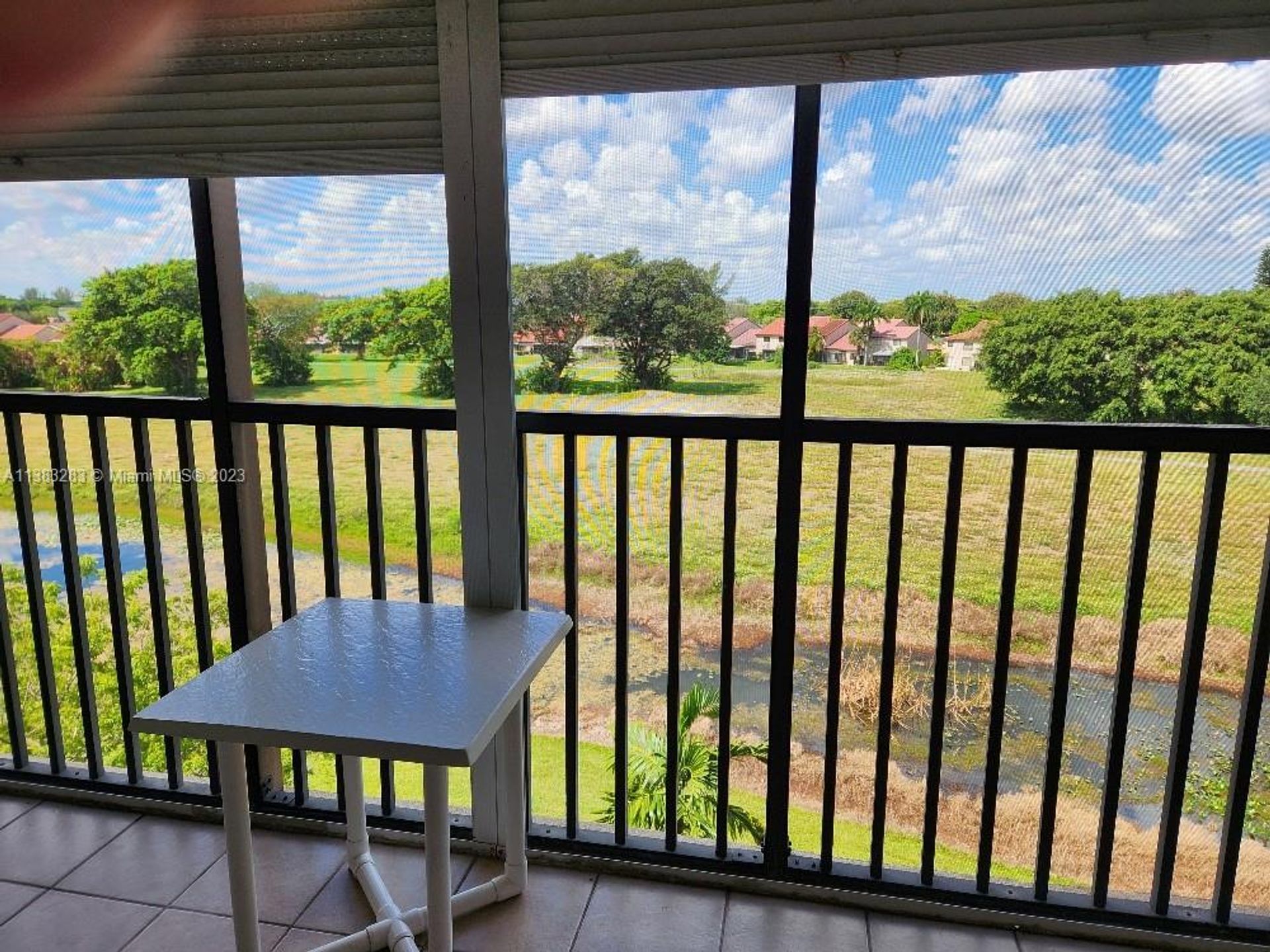 casa no Lauderhill, Flórida 11714509