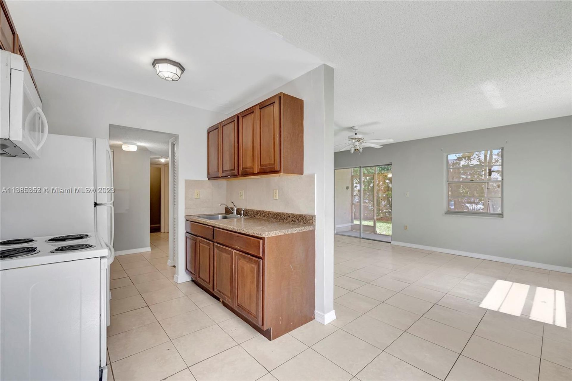 Condominium dans Tamarac, Florida 11714510