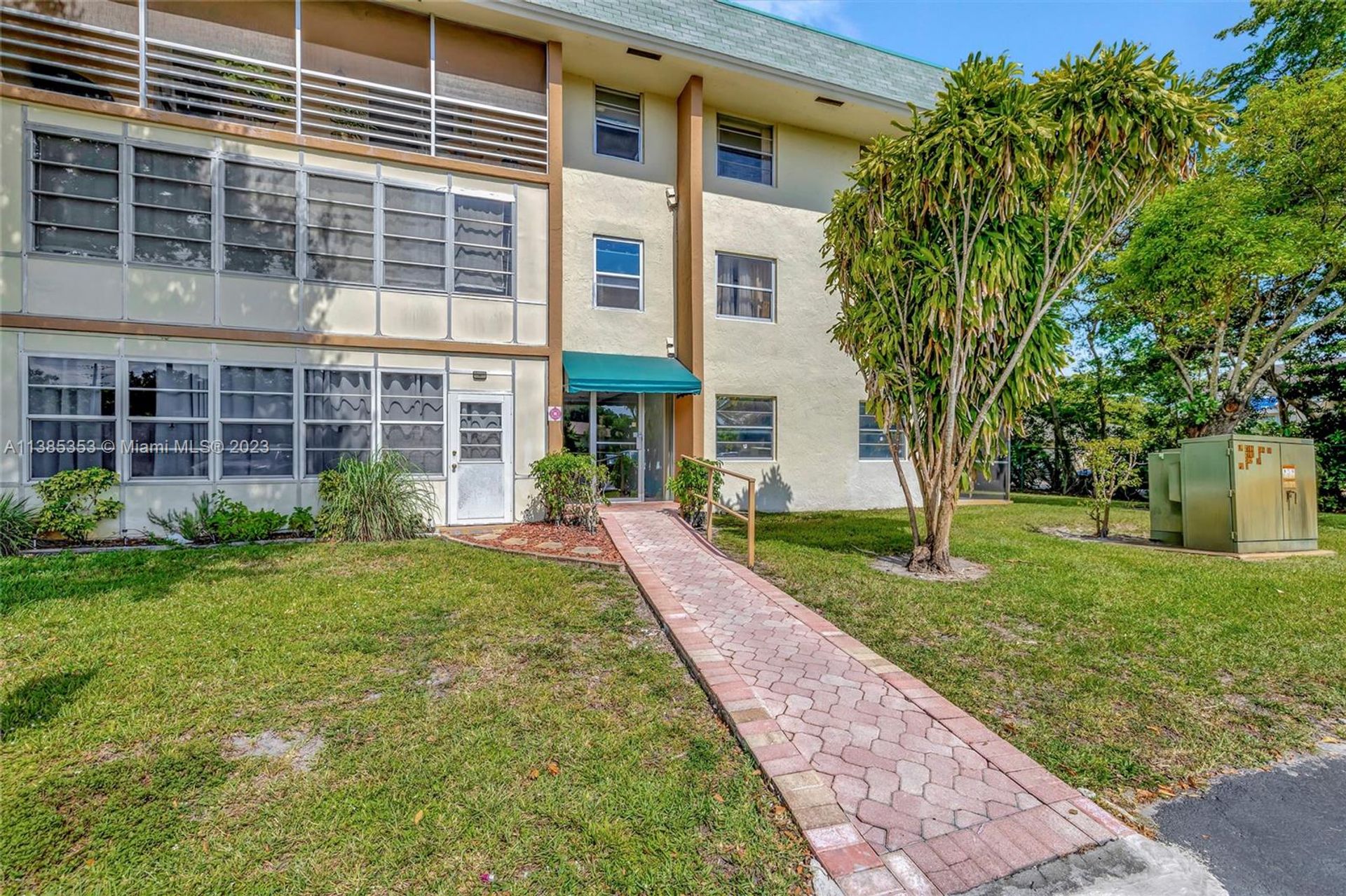 Condominium dans Tamarac, Florida 11714510