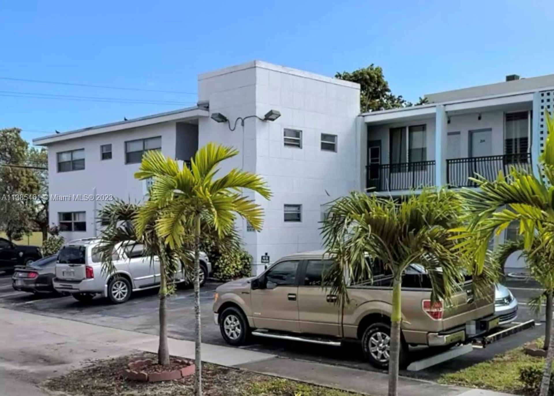 Hus i North Miami Beach, Florida 11714517