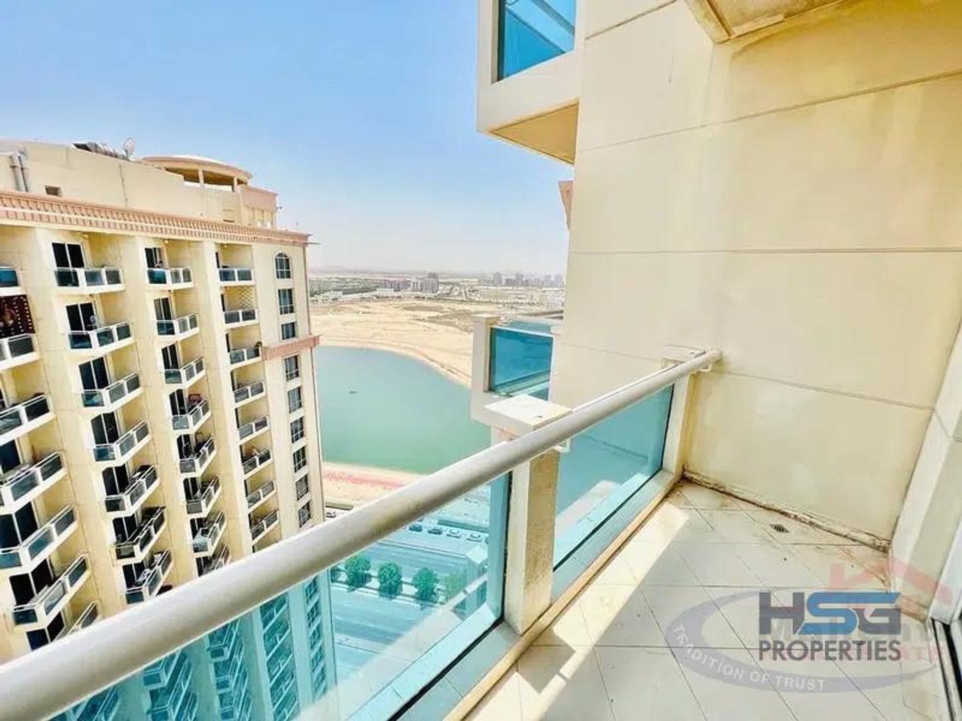 Condominium in Dubai, Dubayy 11715244