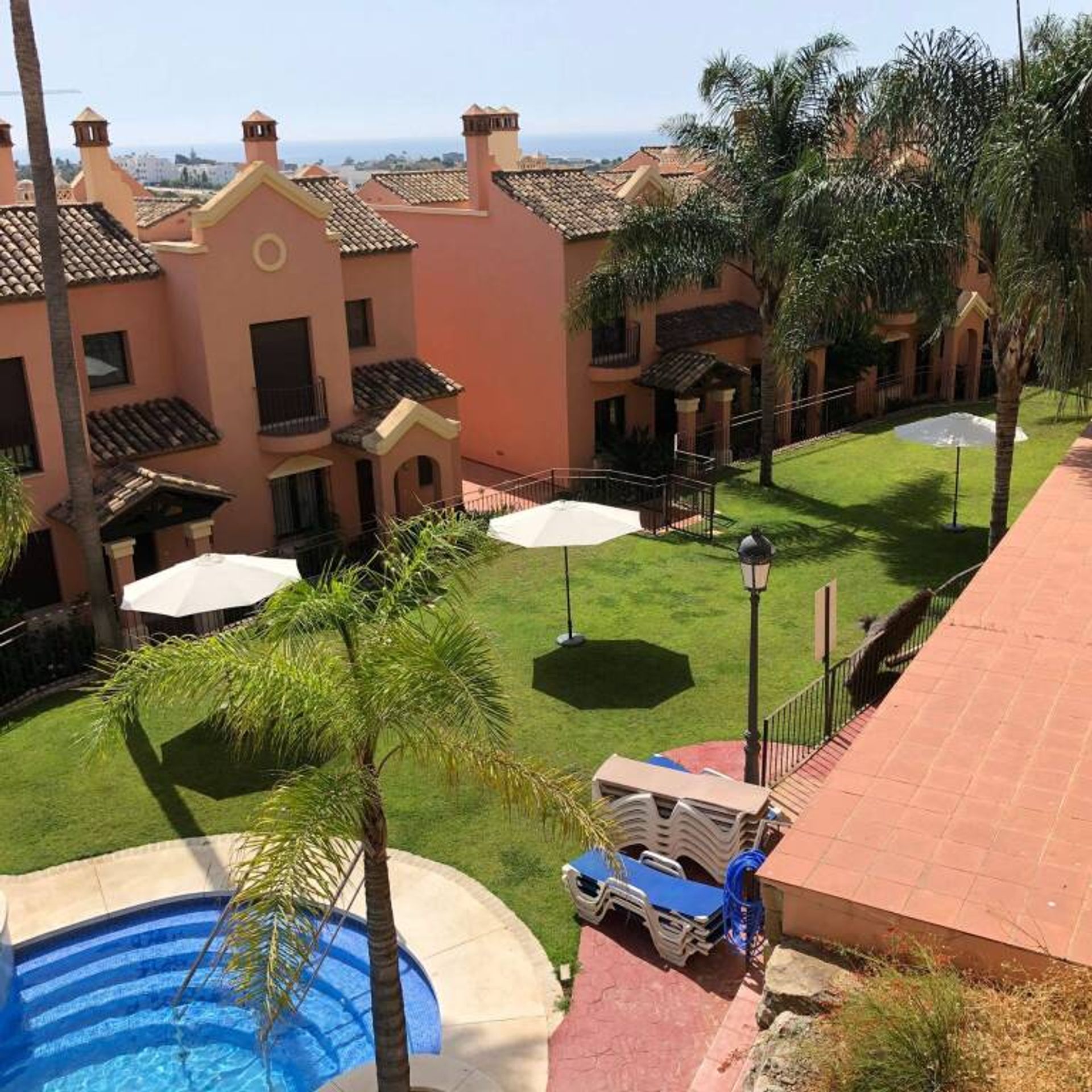 rumah dalam Estepona, Andalucía 11715595