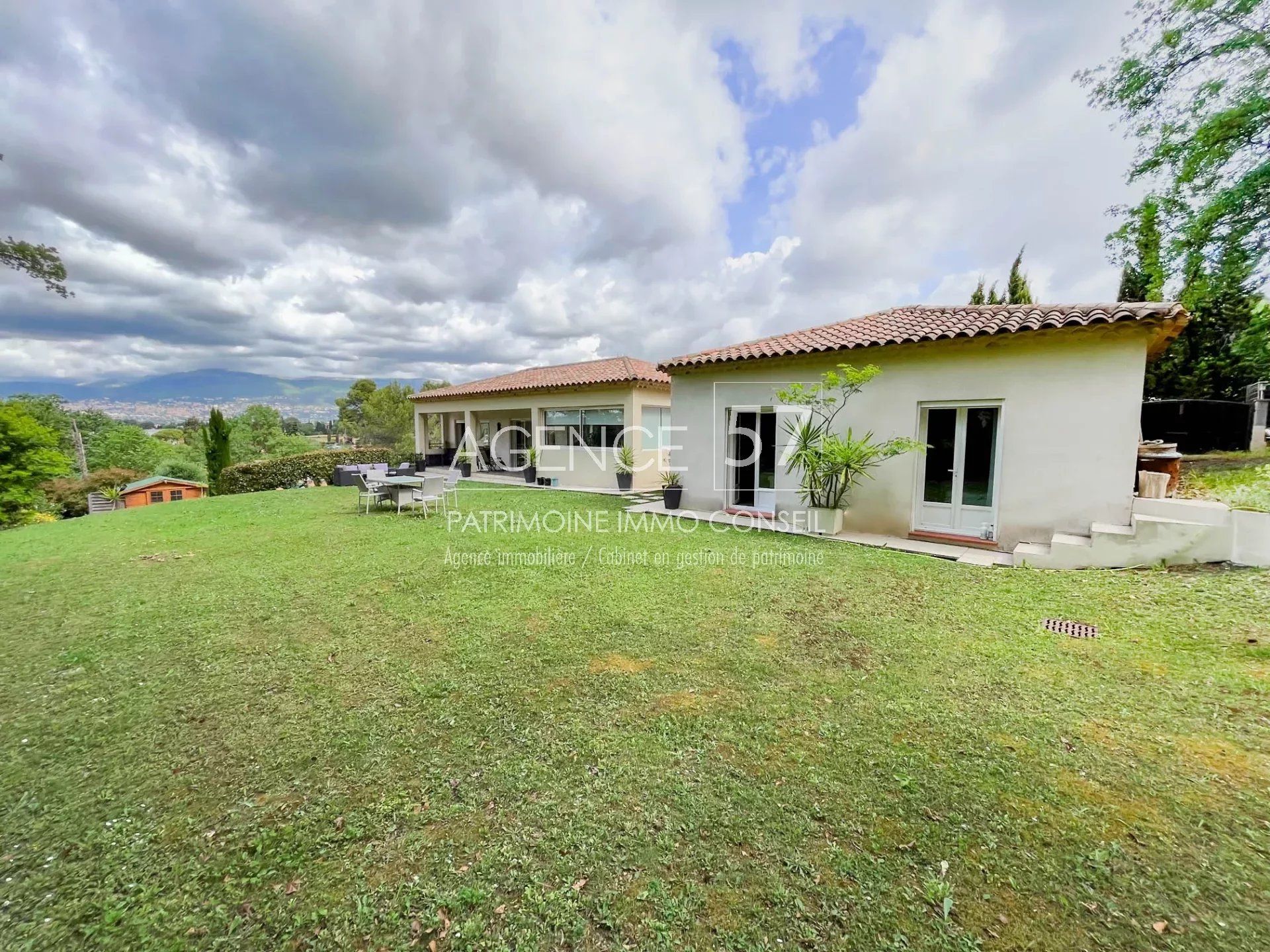 Huis in Mougins, Provence-Alpes-Côte d'Azur 11717557