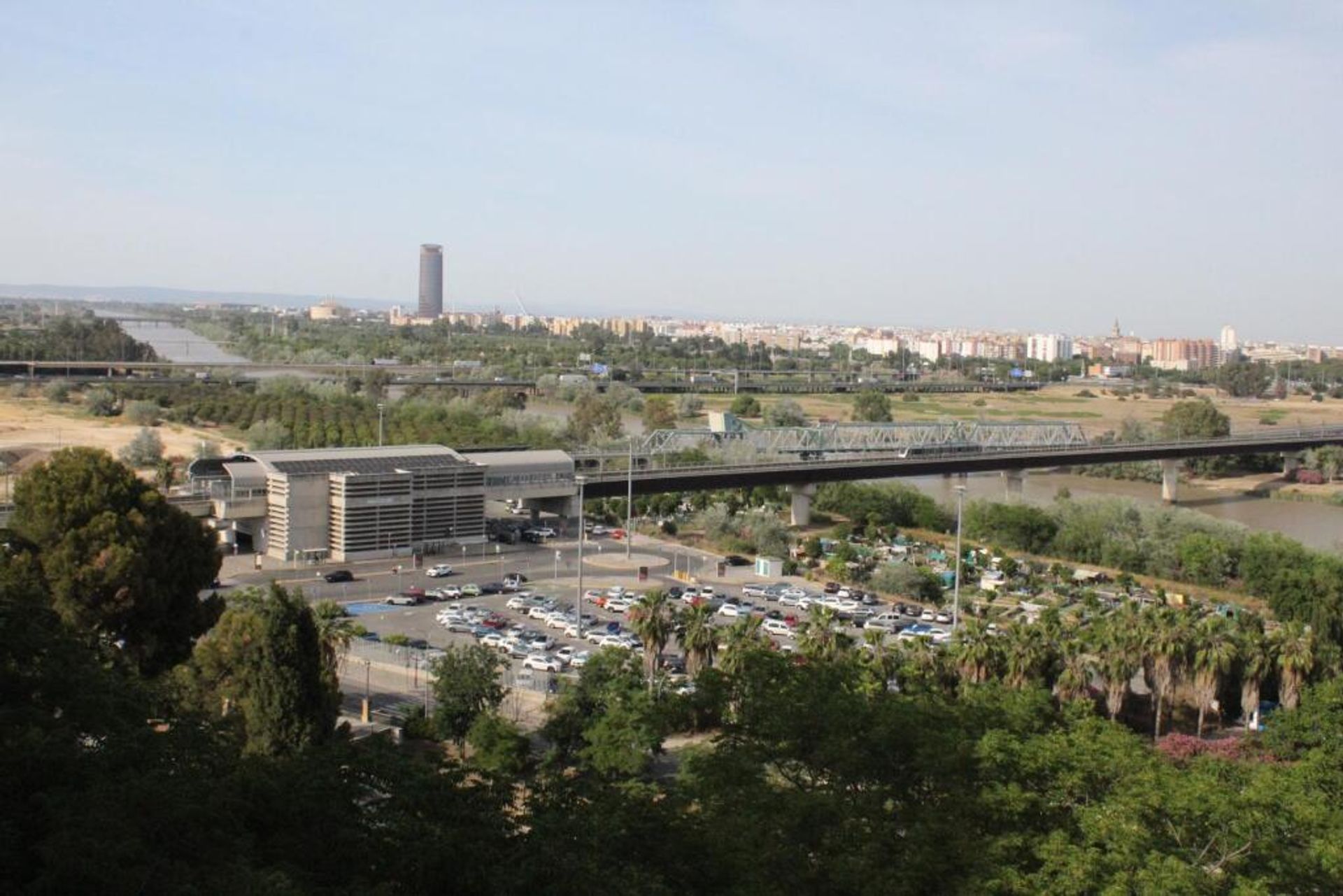 Talo sisään San Juan de Aznalfarache, Andalucía 11717794